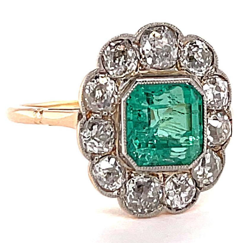 Square Cut Vintage Emerald Diamond 18 Karat Gold Ring