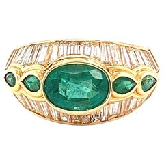 Vintage Emerald Diamond 18 Karat Gold Ring