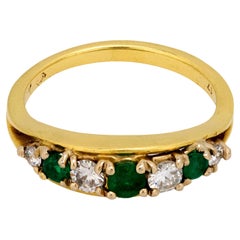 Vintage emerald diamond 18k yellow gold band