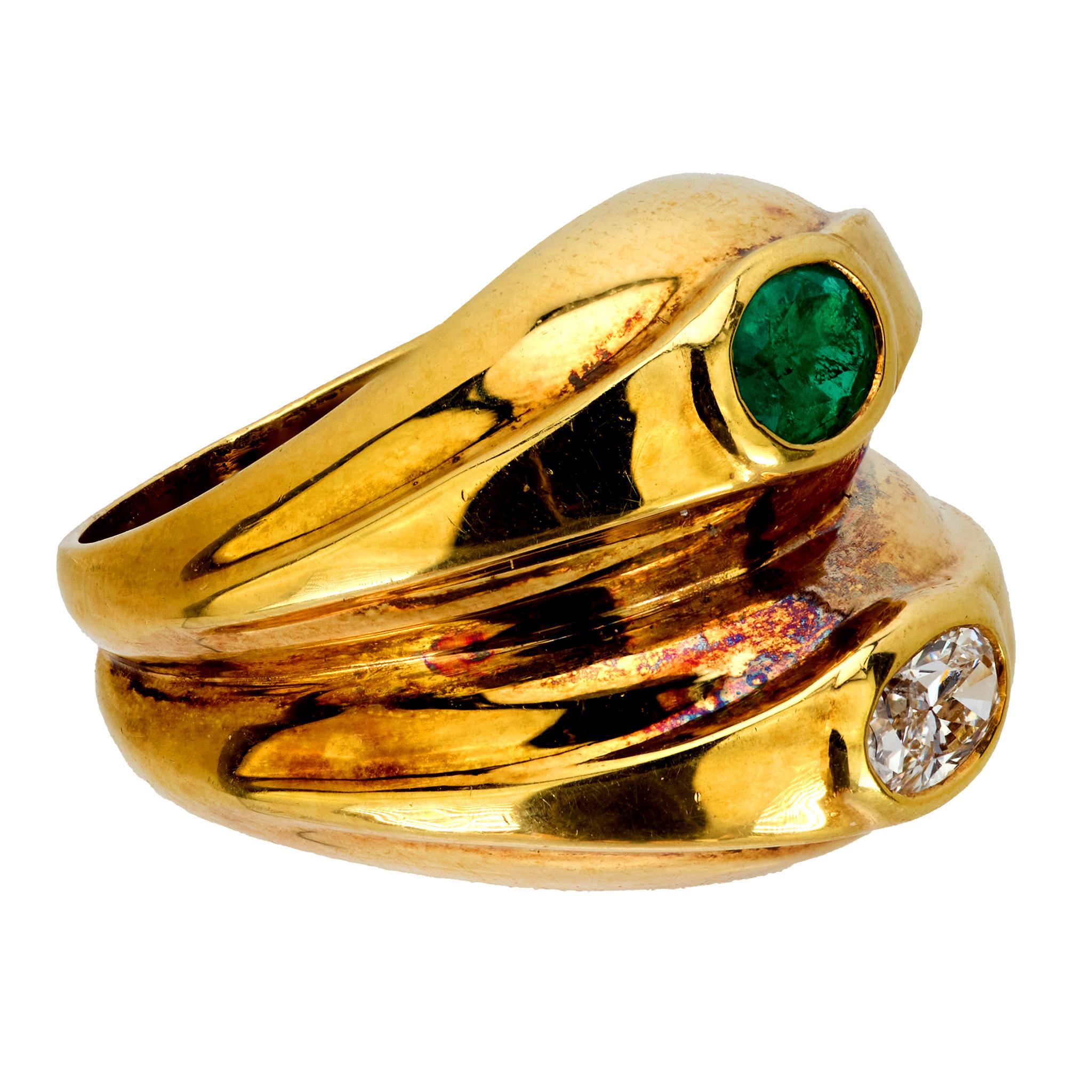 Oval Cut Vintage emerald diamond 18k yellow gold double band