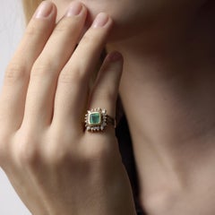 Vintage 1980s 18k Yellow Gold Square Cut Emerald Diamond Ring