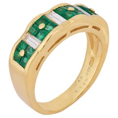 Vintage emerald diamond 18k yellow gold ring