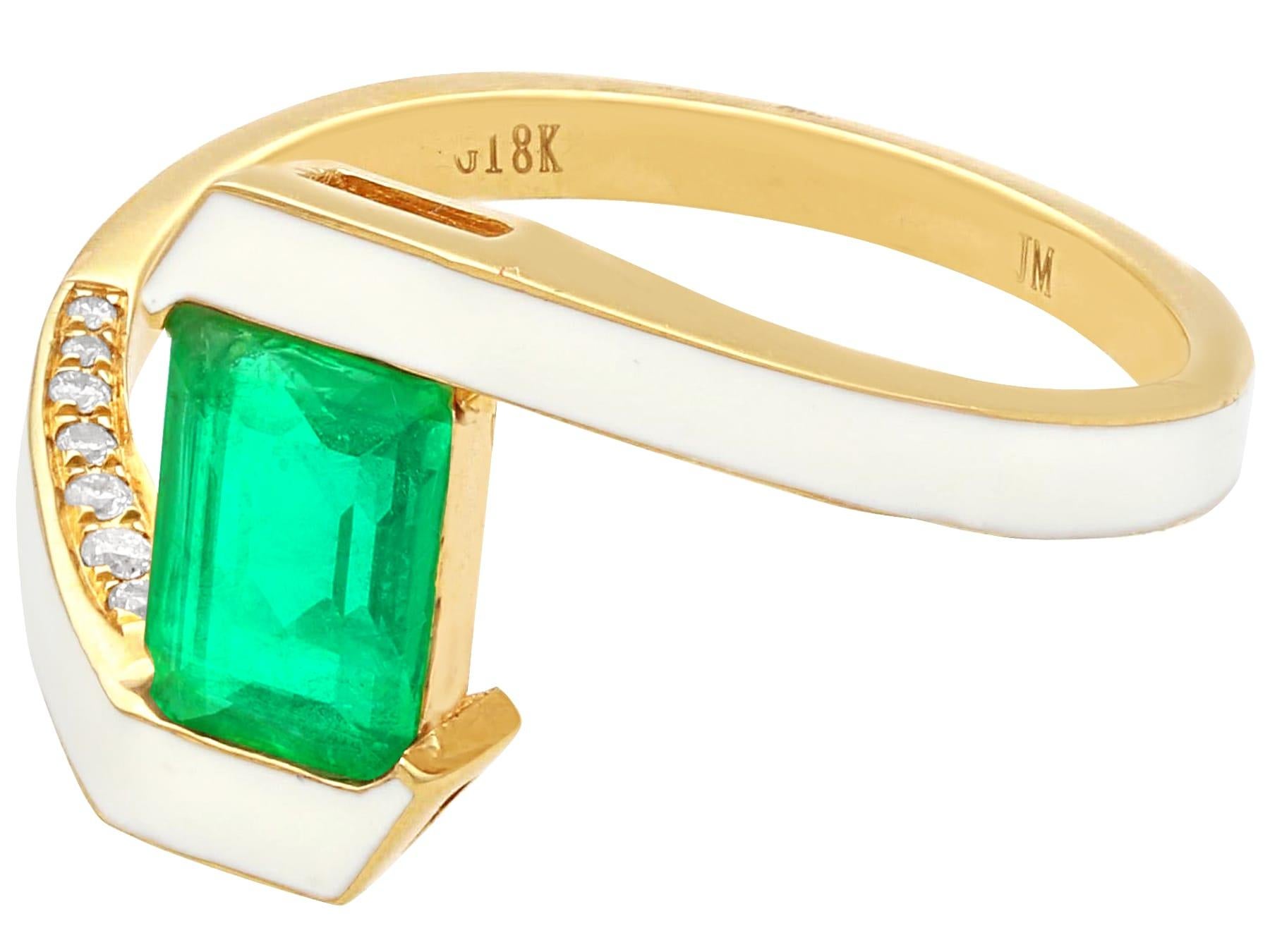 Emerald Cut Vintage Emerald Diamond and Enamel Yellow Gold Twist Ring For Sale