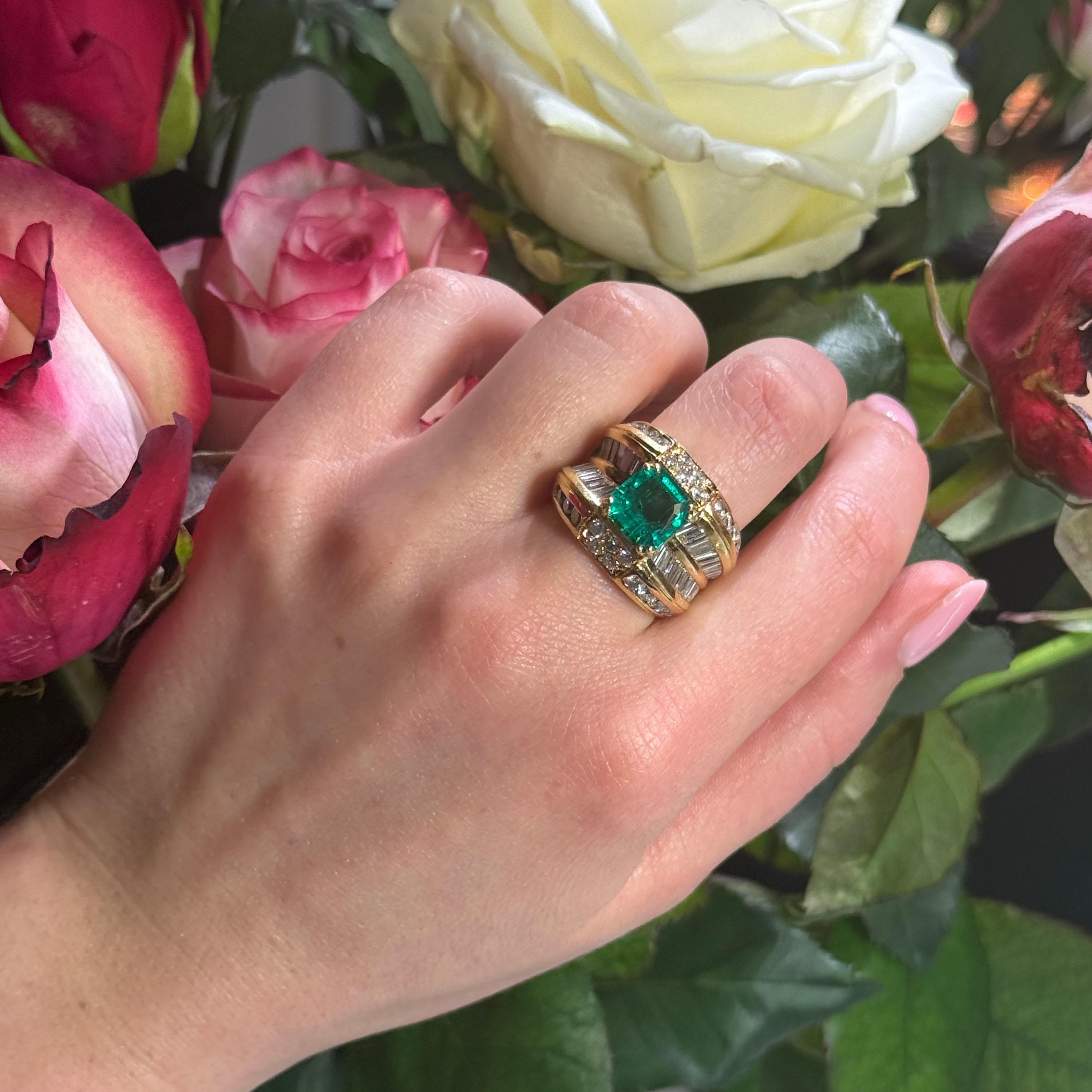 Women's Vintage Emerald Diamond and Gold Ring, 3.00 Carats, Circa 1987