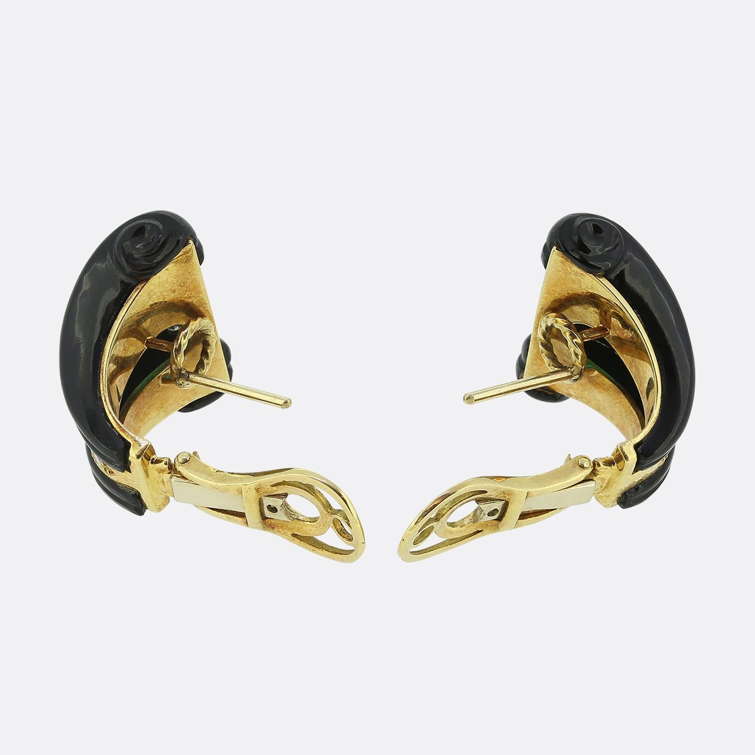 Vintage Emerald Diamond and Onyx Earrings In Good Condition For Sale In London, GB