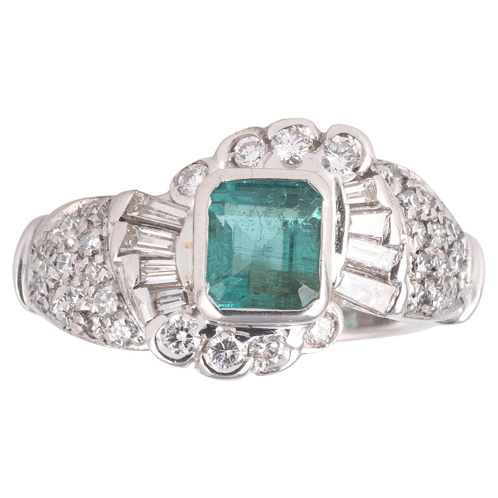 Bague de fiançailles vintage émeraude et diamant en grappe