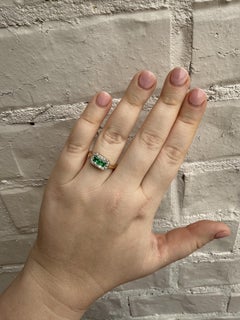 Vintage Emerald & Diamond Cocktail Ring 14K Yellow Gold