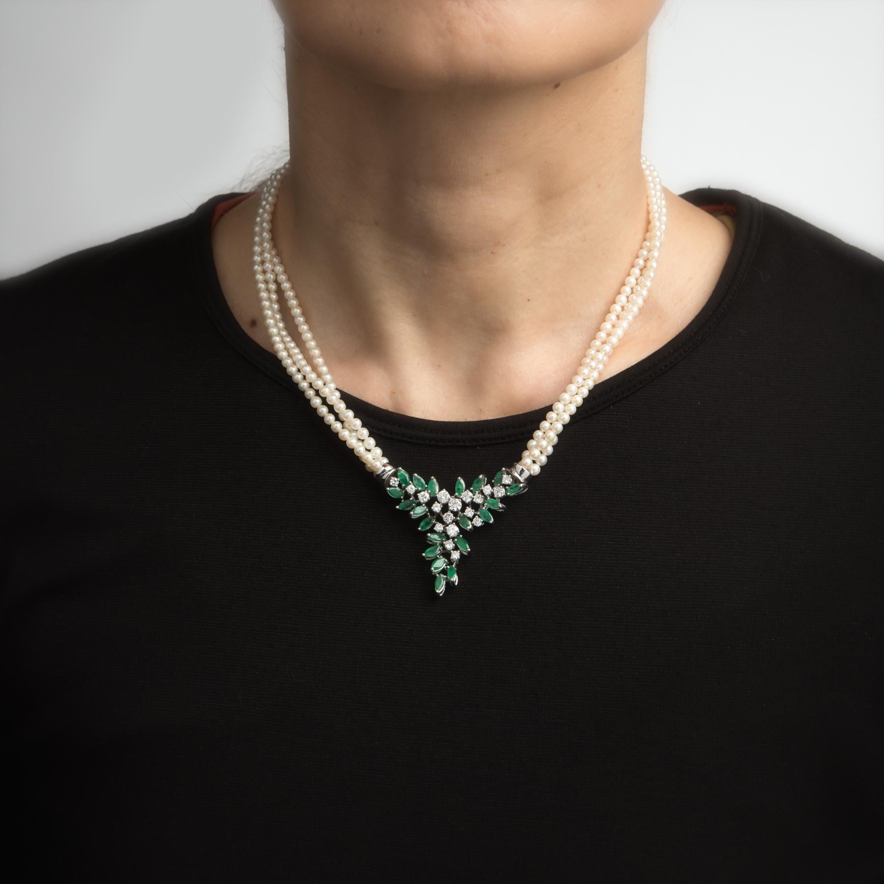 Women's Vintage Emerald Diamond Cultured Pearl Necklace 18 Karat Gold 3-Strand Estate