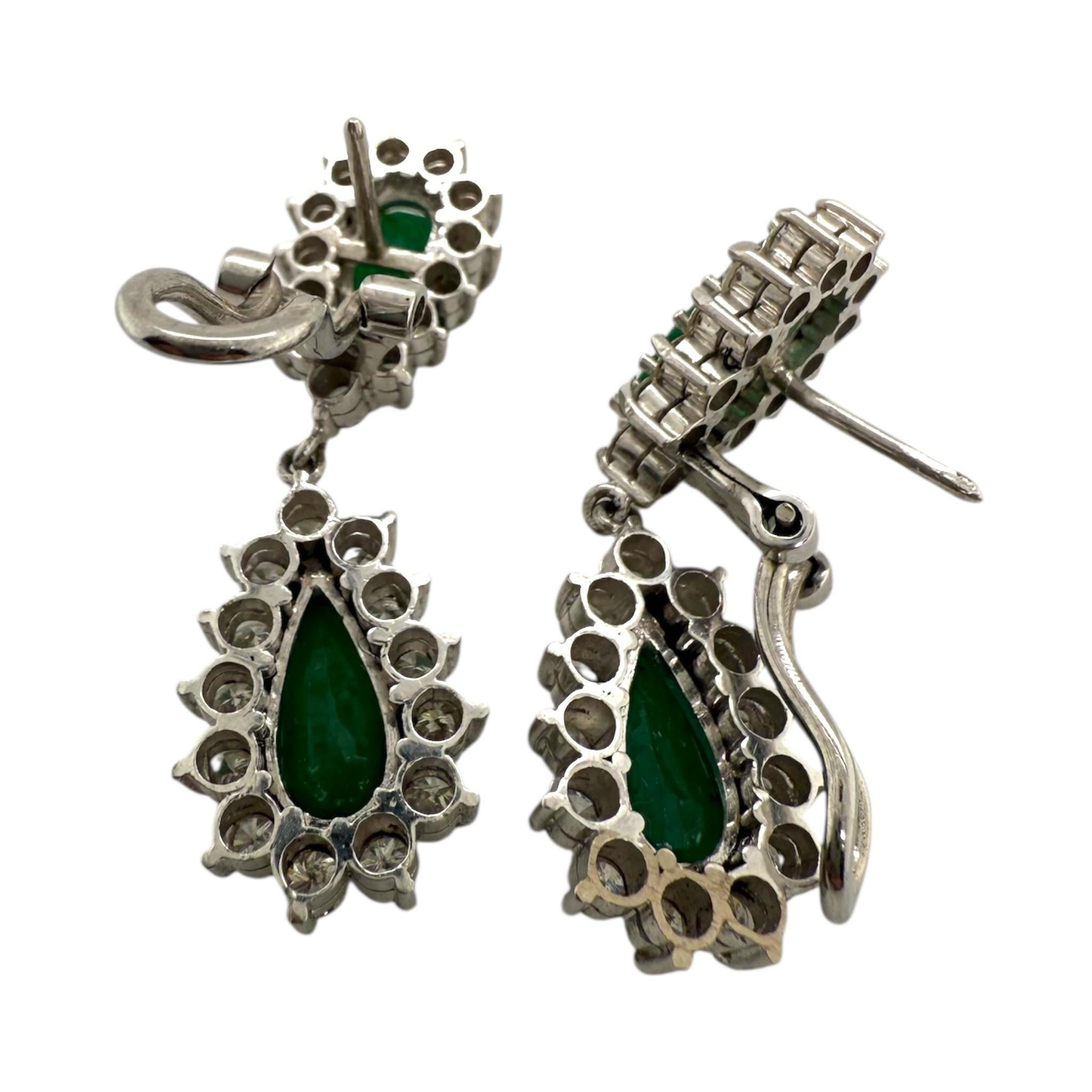 Vintage Smaragd & Diamant-Baumel-Ohrringe 14K Weißgold im Angebot 2
