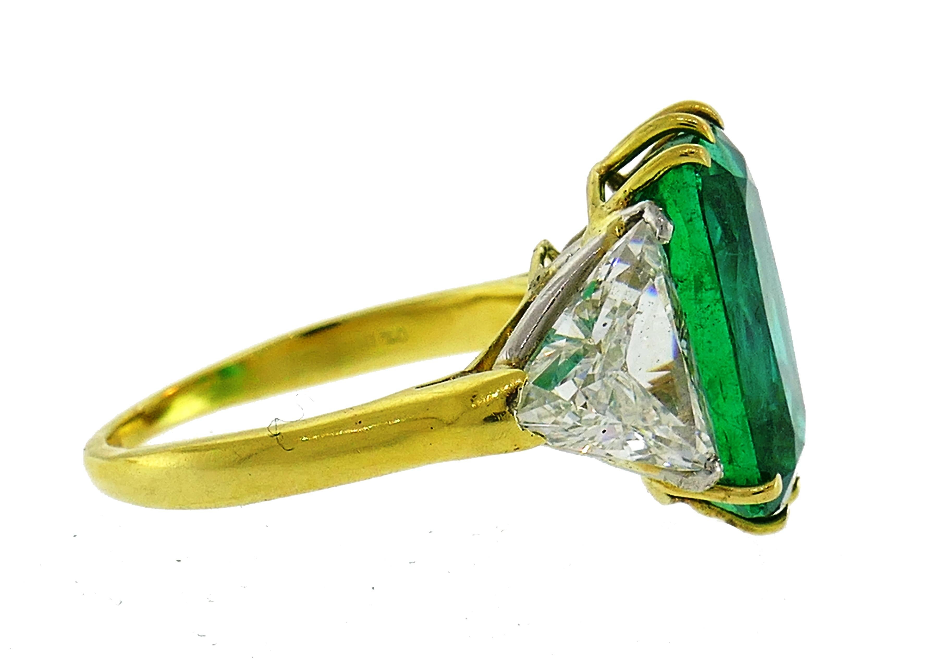 Women's Vintage Emerald Diamond Gold Three-Stone Ring