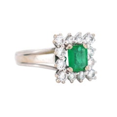 Vintage Emerald & Diamond Halo Gold Ring - 1970s