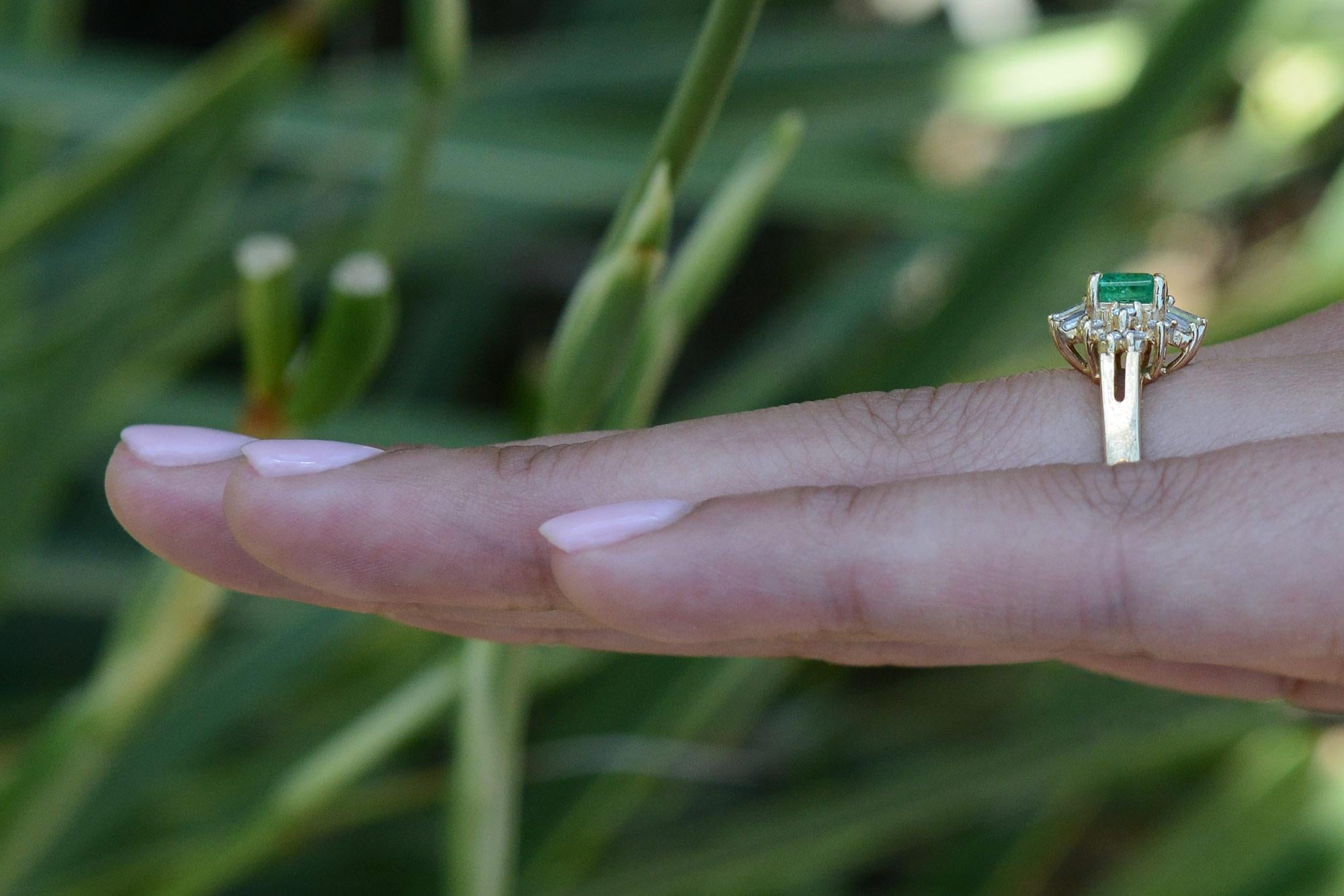 Retro Vintage Emerald Diamond Petite Cocktail Ring For Sale