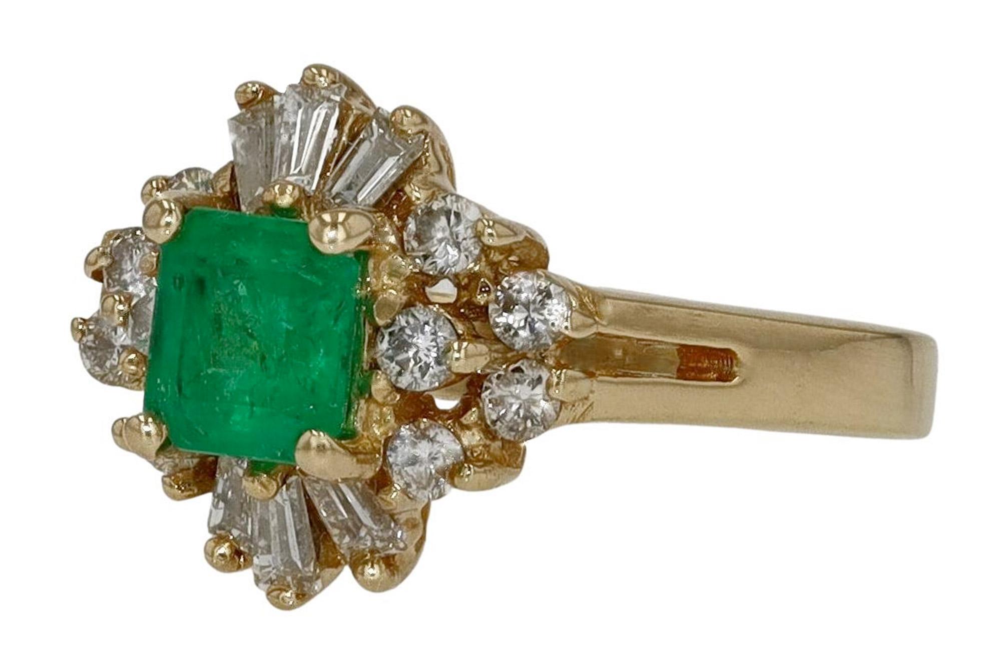 Vintage Emerald Diamond Petite Cocktail Ring In Good Condition For Sale In Santa Barbara, CA