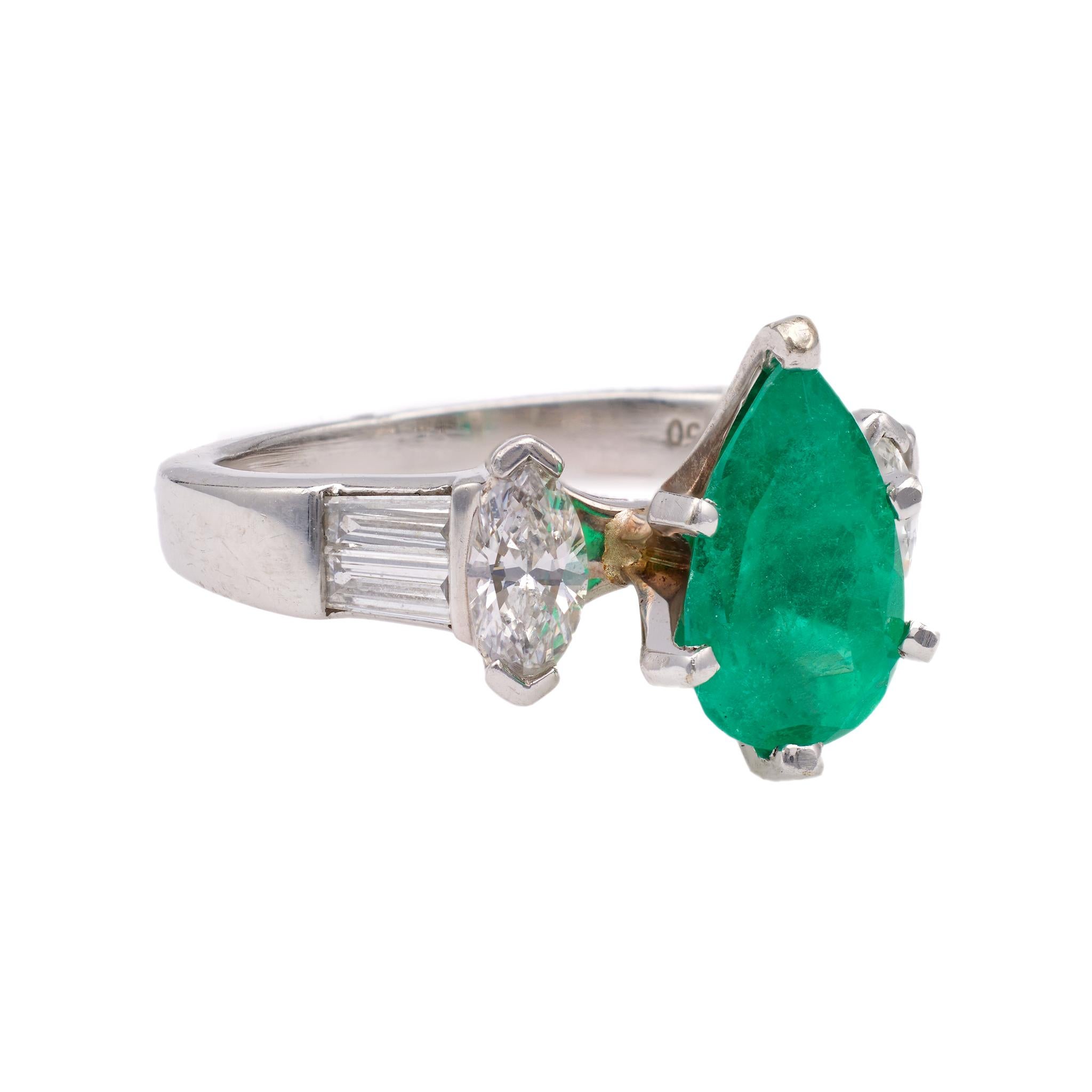 Women's or Men's Vintage Emerald Diamond Platinum Ring For Sale