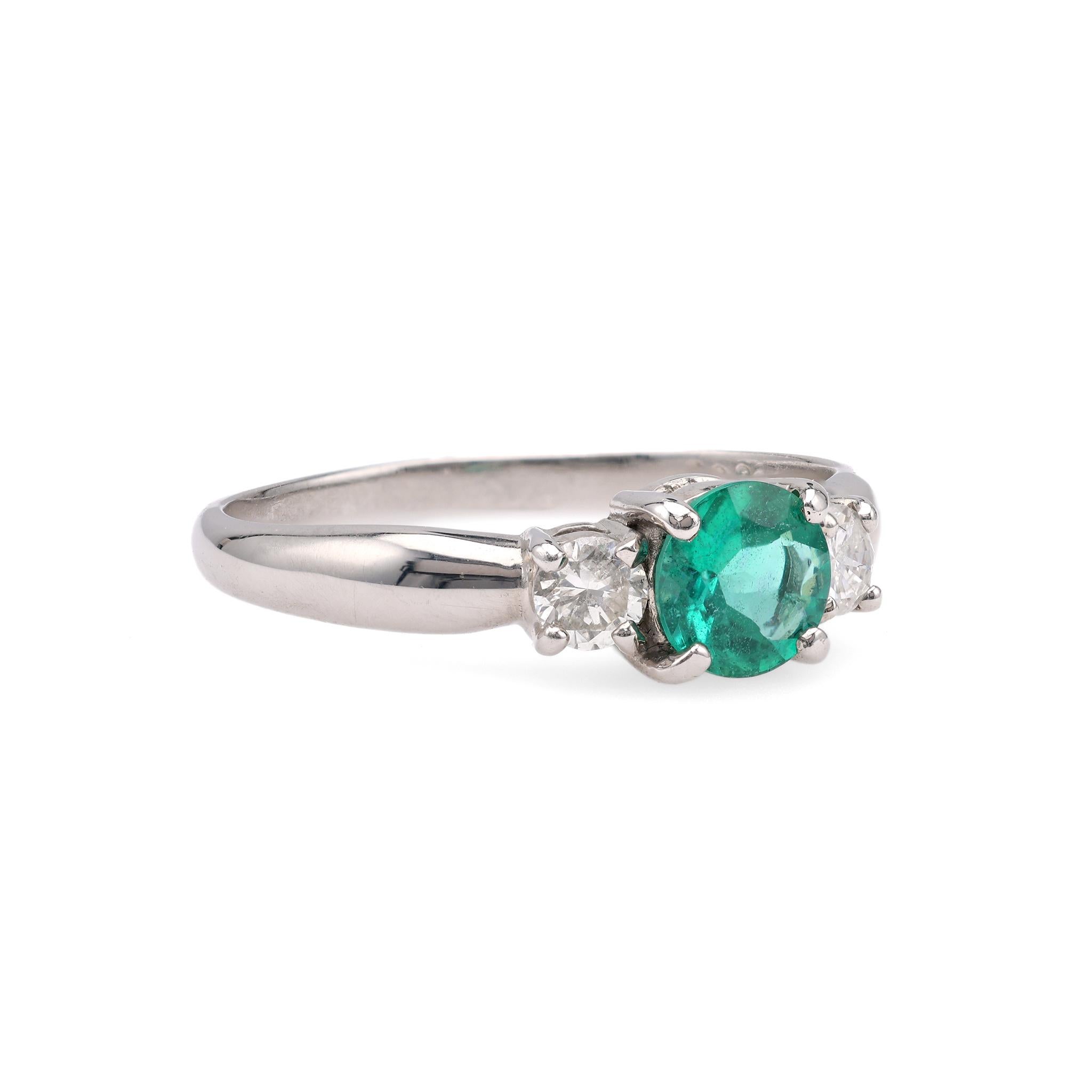 Vintage Emerald Diamond Platinum Three Stone Ring In Excellent Condition For Sale In Beverly Hills, CA