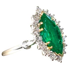 VINTAGE EMERALD 
DIAMOND Ring 18K White Gold