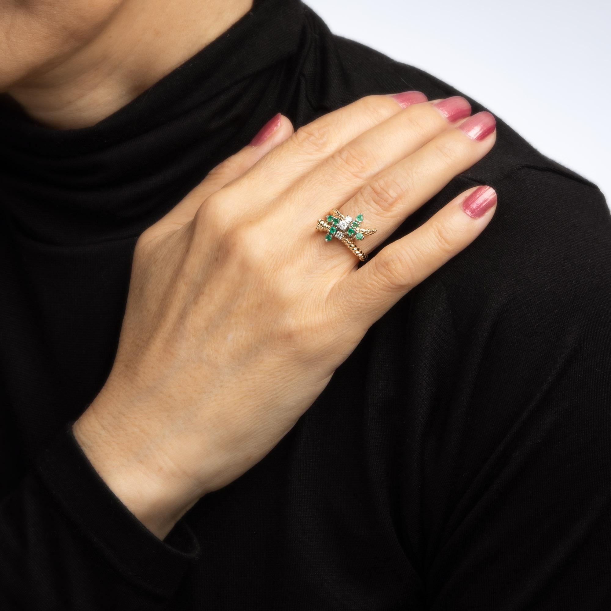 Vintage Emerald Diamond Ring Cluster 14k Yellow Gold Estate Fine Jewelry Pour femmes en vente