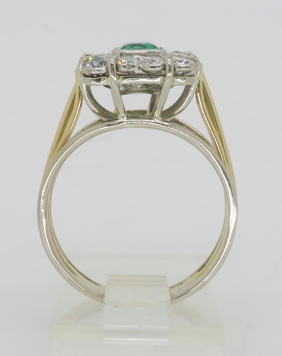 Vintage-Ring mit Smaragd und Diamant aus Platin und 18 Karat Gold, gefertigt  im Angebot 7