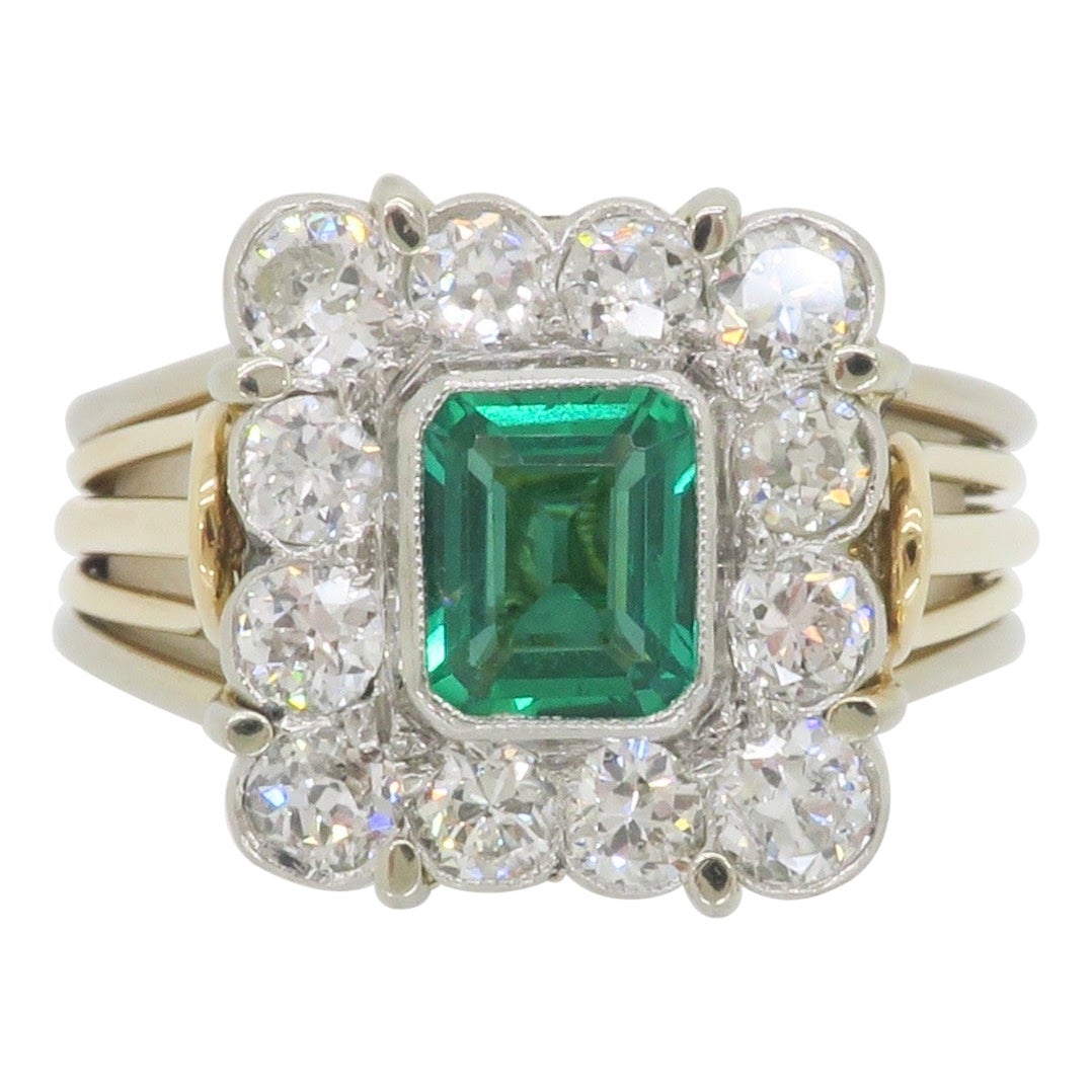 Vintage-Ring mit Smaragd und Diamant aus Platin und 18 Karat Gold, gefertigt