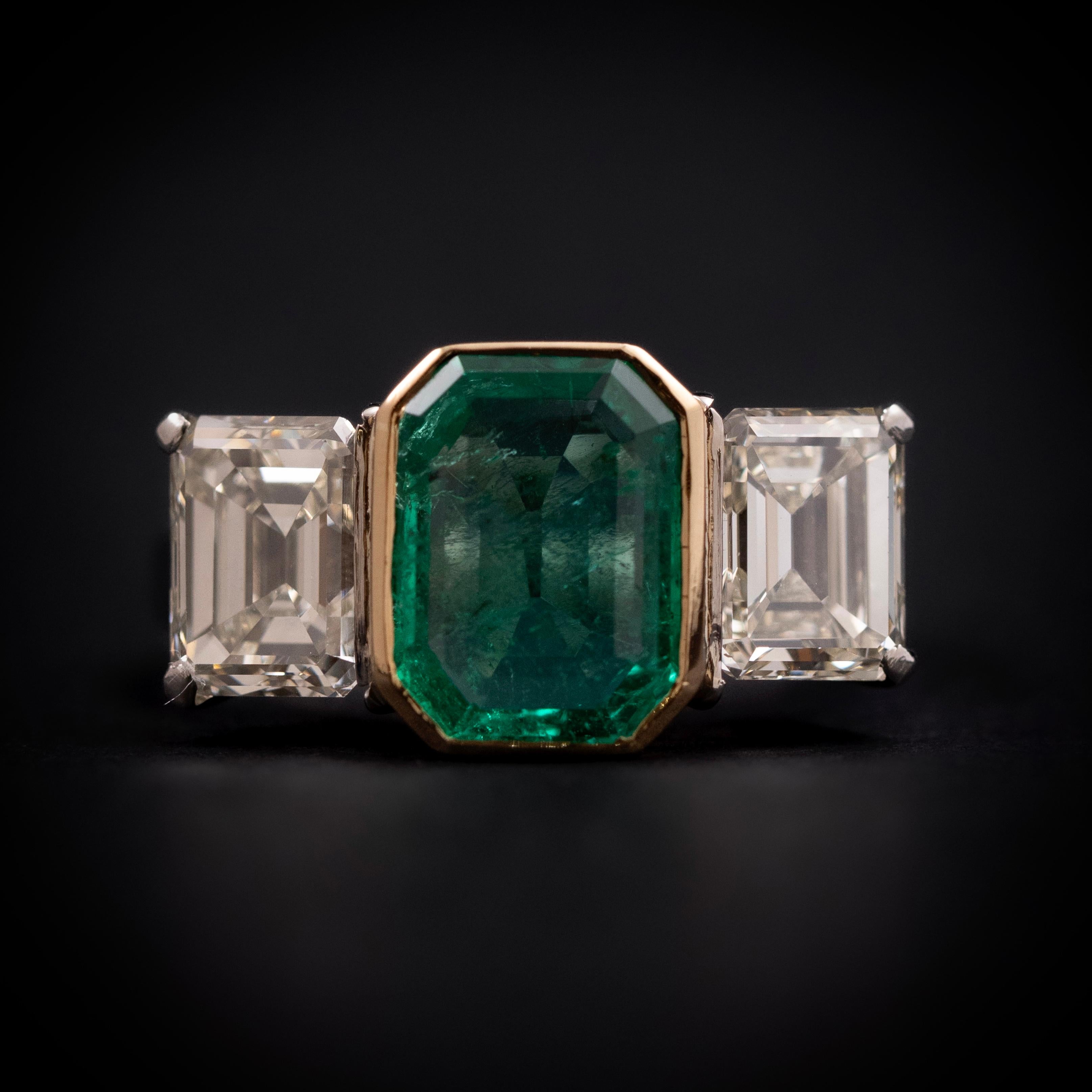 da uomo o donna Vintage Emerald Diamond Three Stone Engagement Ring Platinum Yellow Gold in vendita