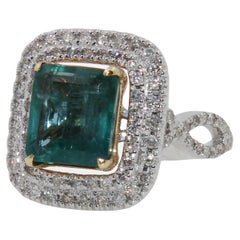 Emerald Diamond Halo Pave Split Shank 18 K Yellow White Gold Vintage Estate Ring