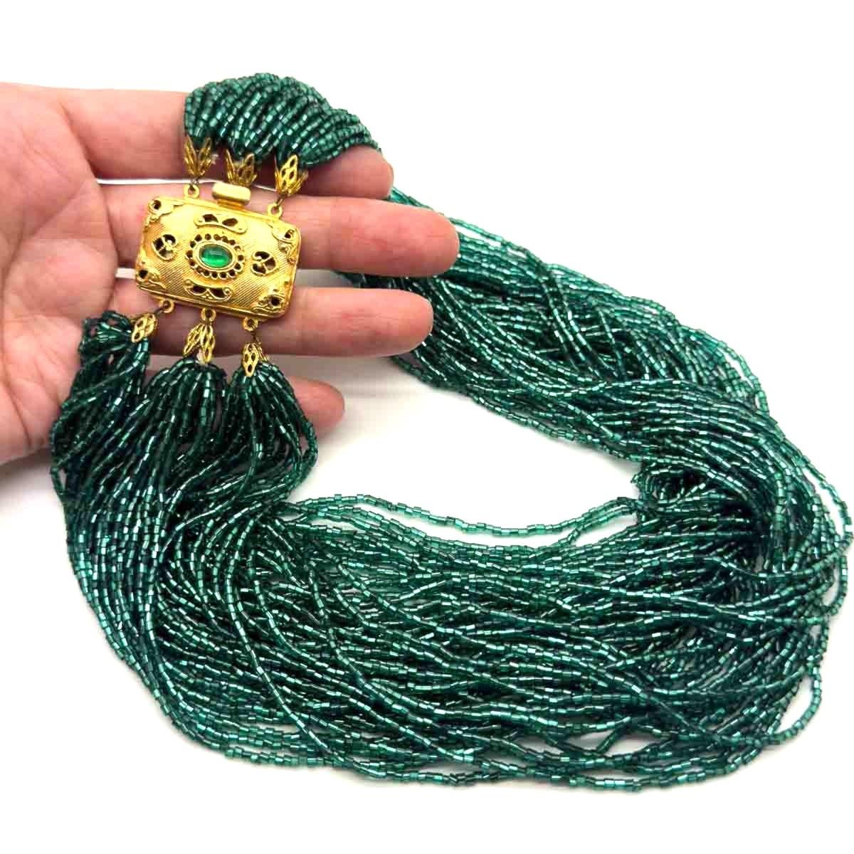 Vintage Emerald Glass Torsade Necklace 1960s For Sale at 1stDibs