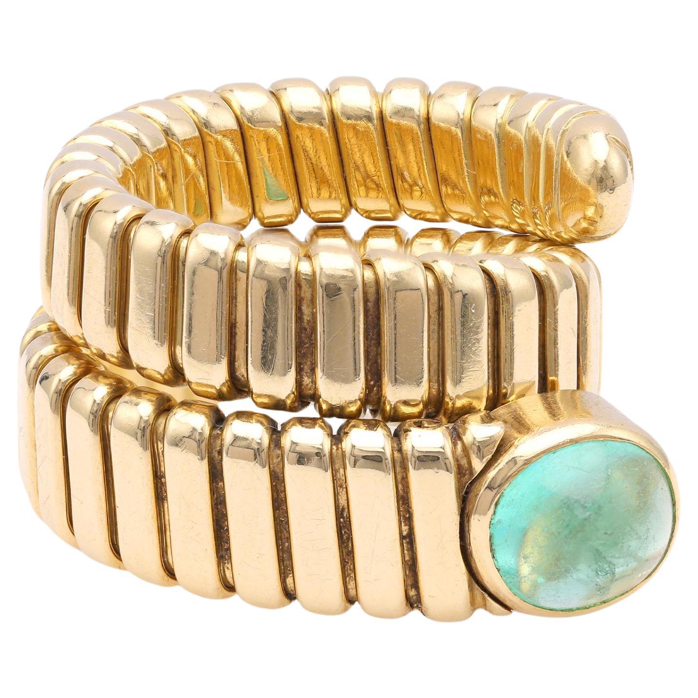 Vintage Emerald Gold Tubogas Snake Ring en vente