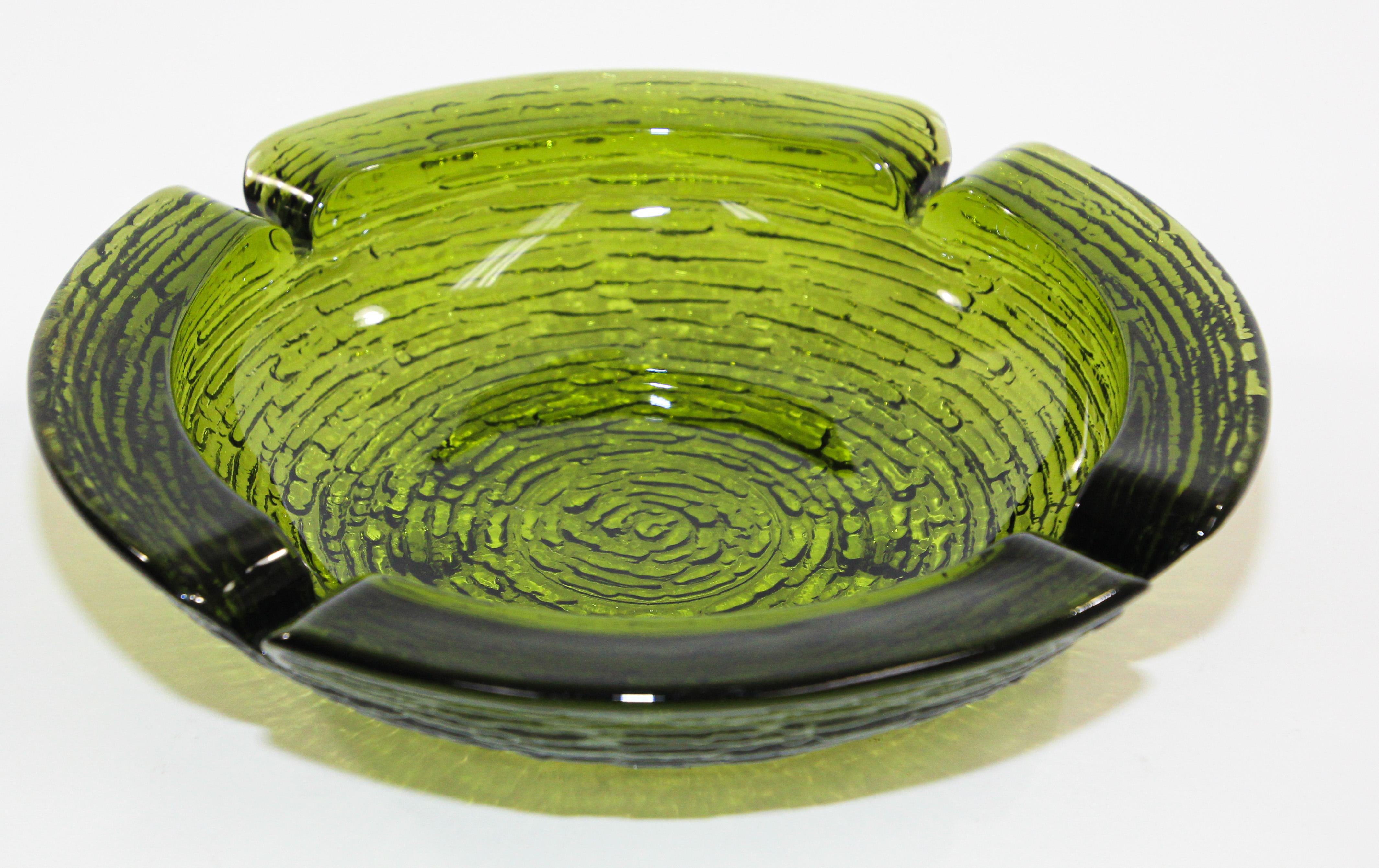 20th Century Vintage Emerald Green Blenko Glass Ashtray