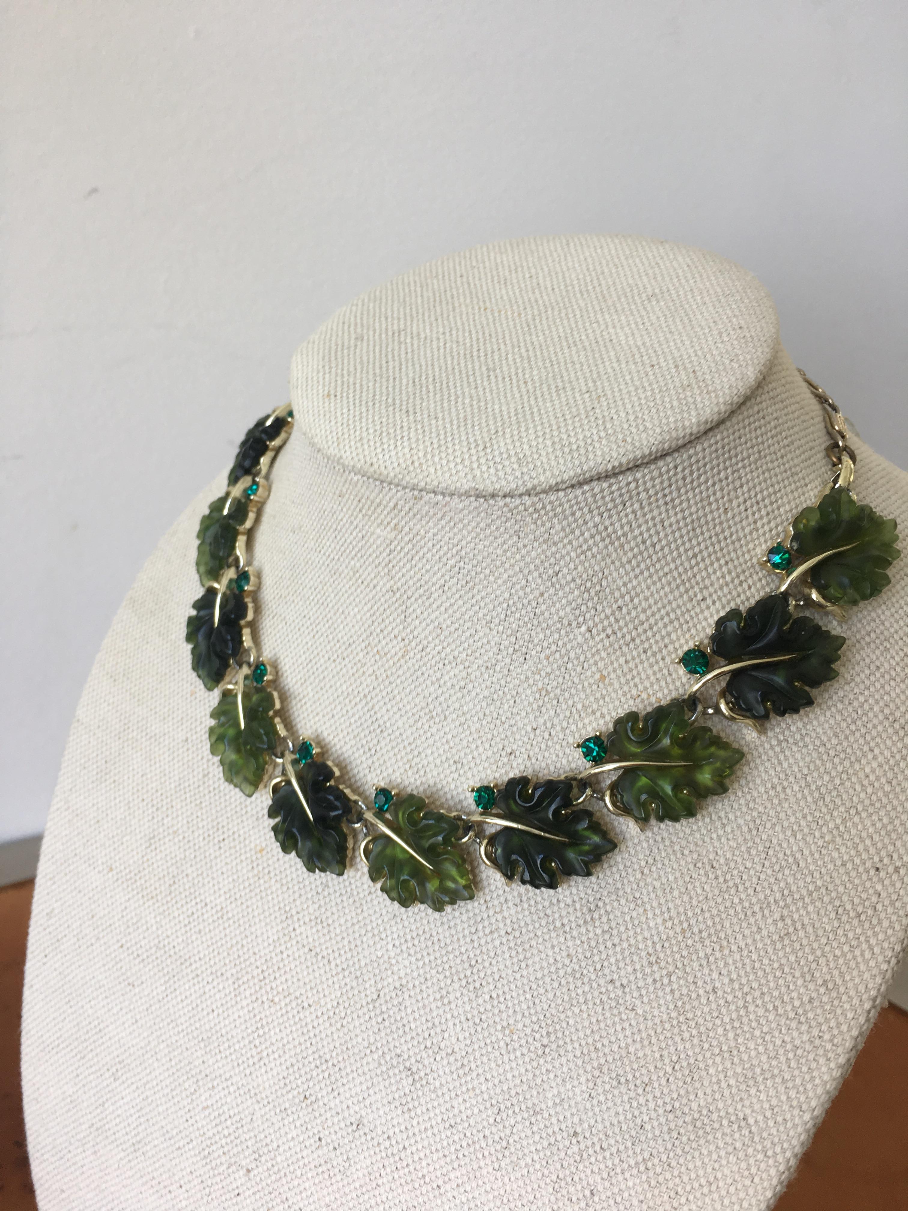 Vintage emerald oak leaf necklace by Lisner, 1960s

Currently, one of the most coveted vintage Lisner lines is the molded plastic oak-leaf jewelry, which was only produced for five years in the 1960s.

Classic Lisner Lucite necklace. Featuring