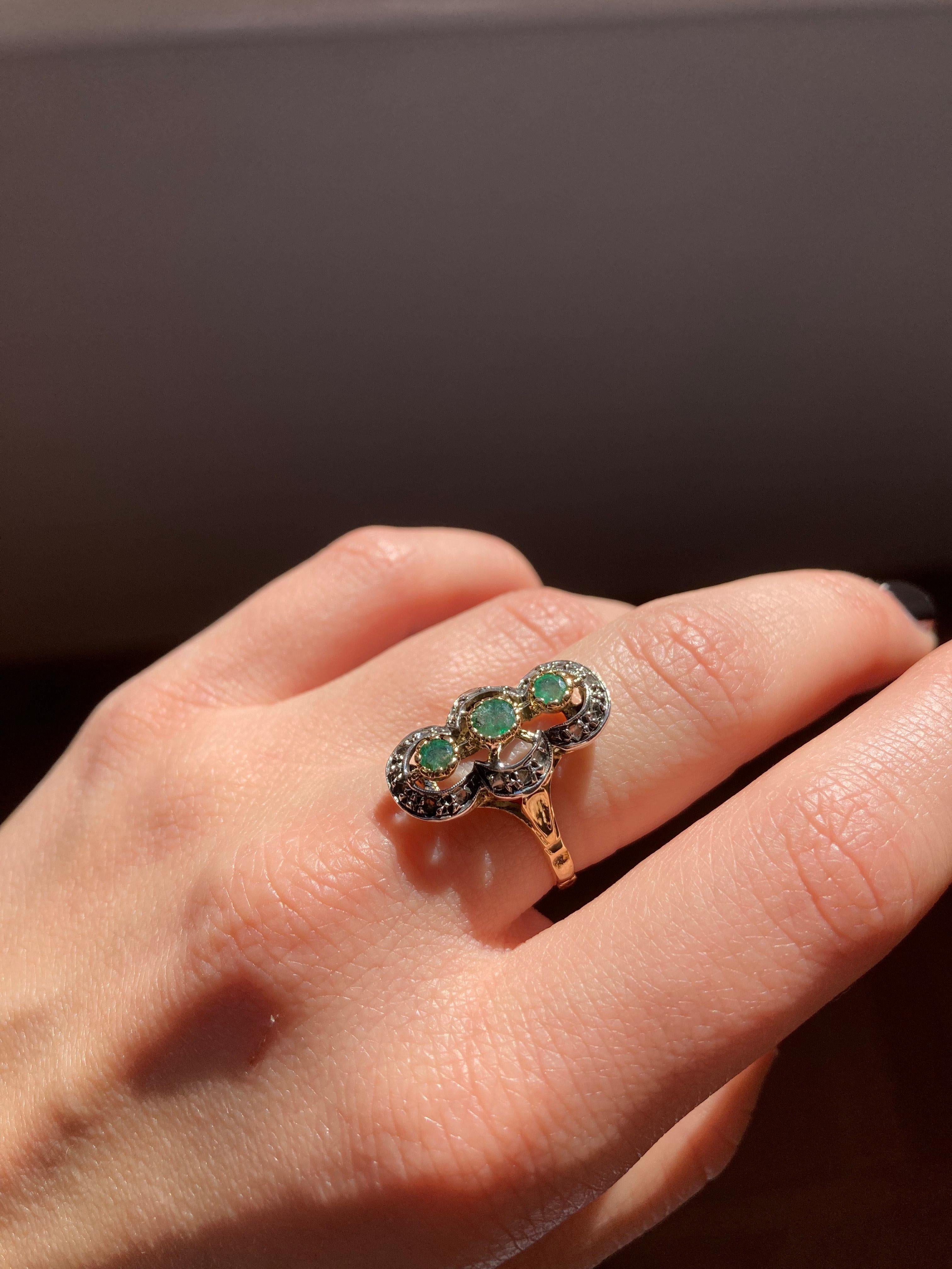 Vintage Emerald old cut Diamonds Gold Ring 6