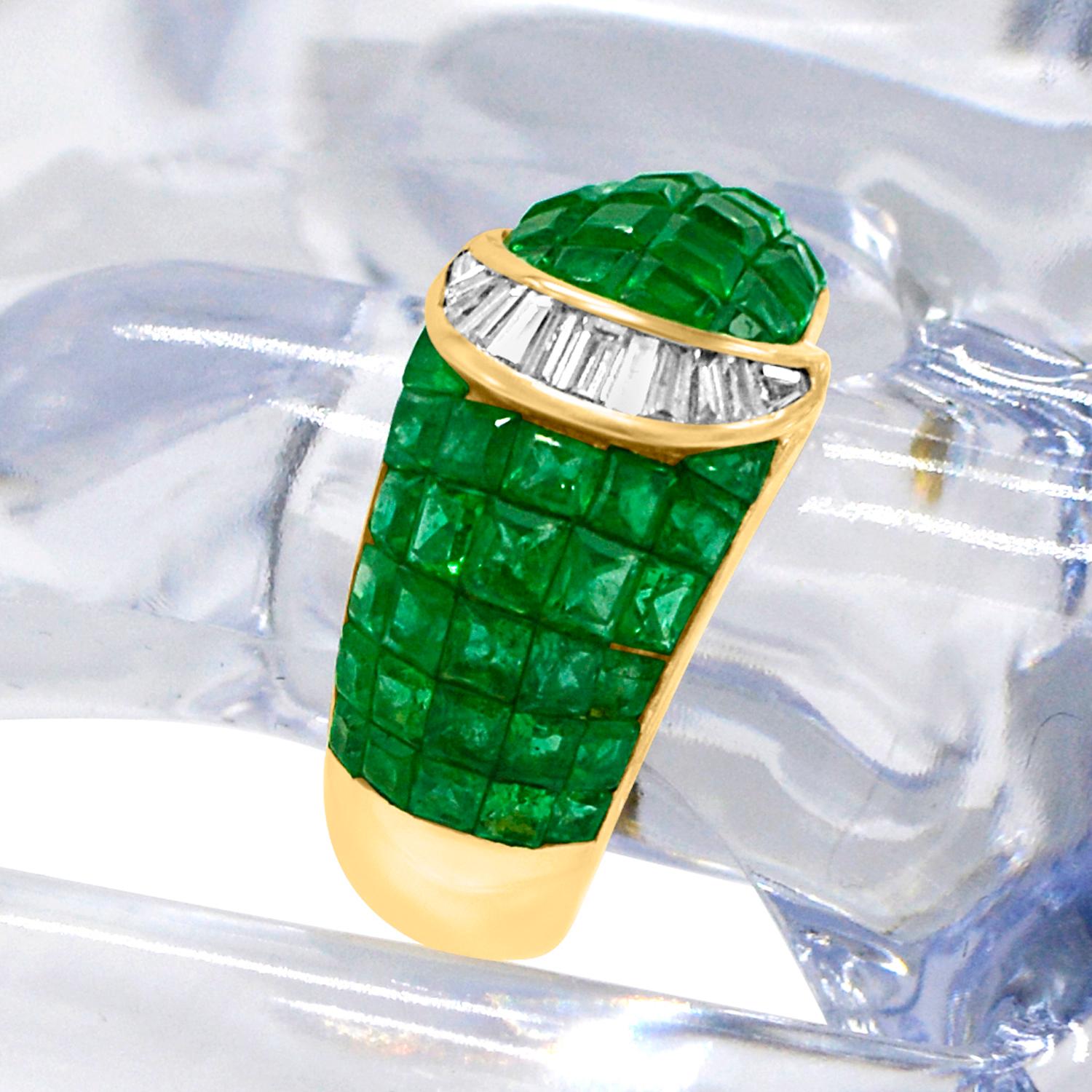 Vintage Emerald Ring Invisible Setting Emerald and Diamond Ring in 18 Carat Gold In New Condition For Sale In Brooklyn, NY