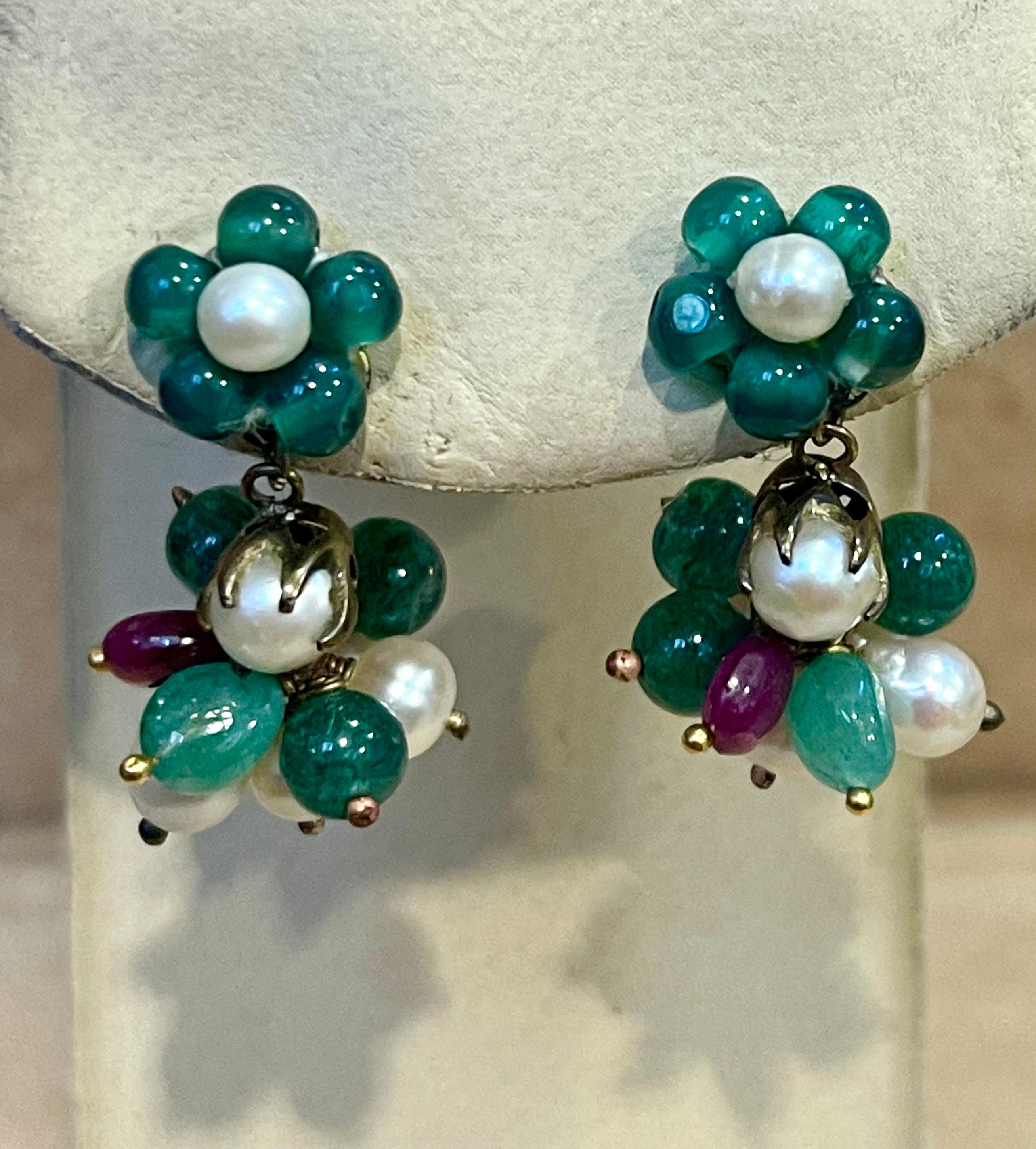 Vintage Emerald Ruby and Pearl Post Back Dangling Earrings 18 Karat Yellow Gold 6