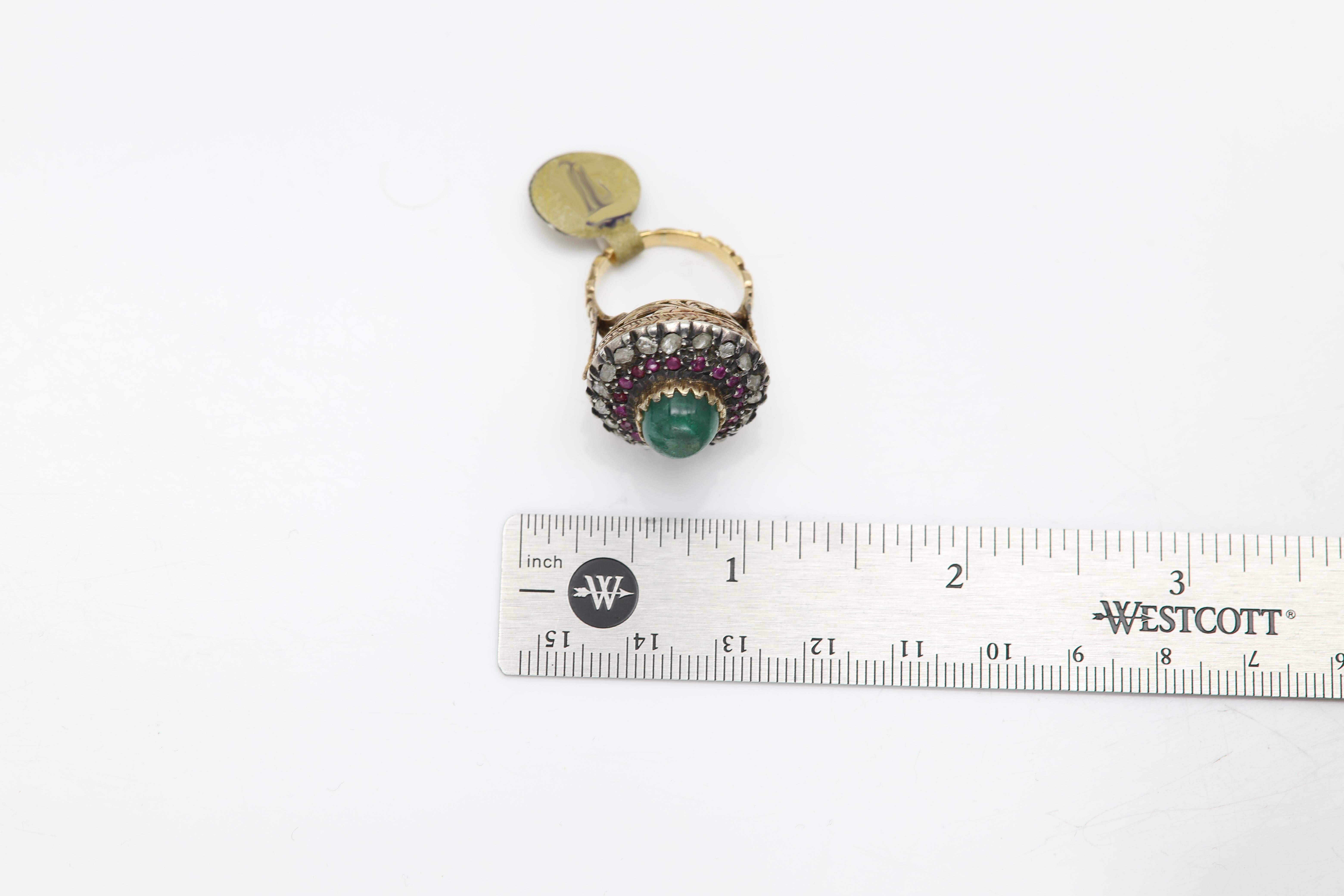 Vintage Smaragd-Rubin-Diamant-Ring Cabochon-Smaragd 18 Karat und Sterlingsilber Damen im Angebot