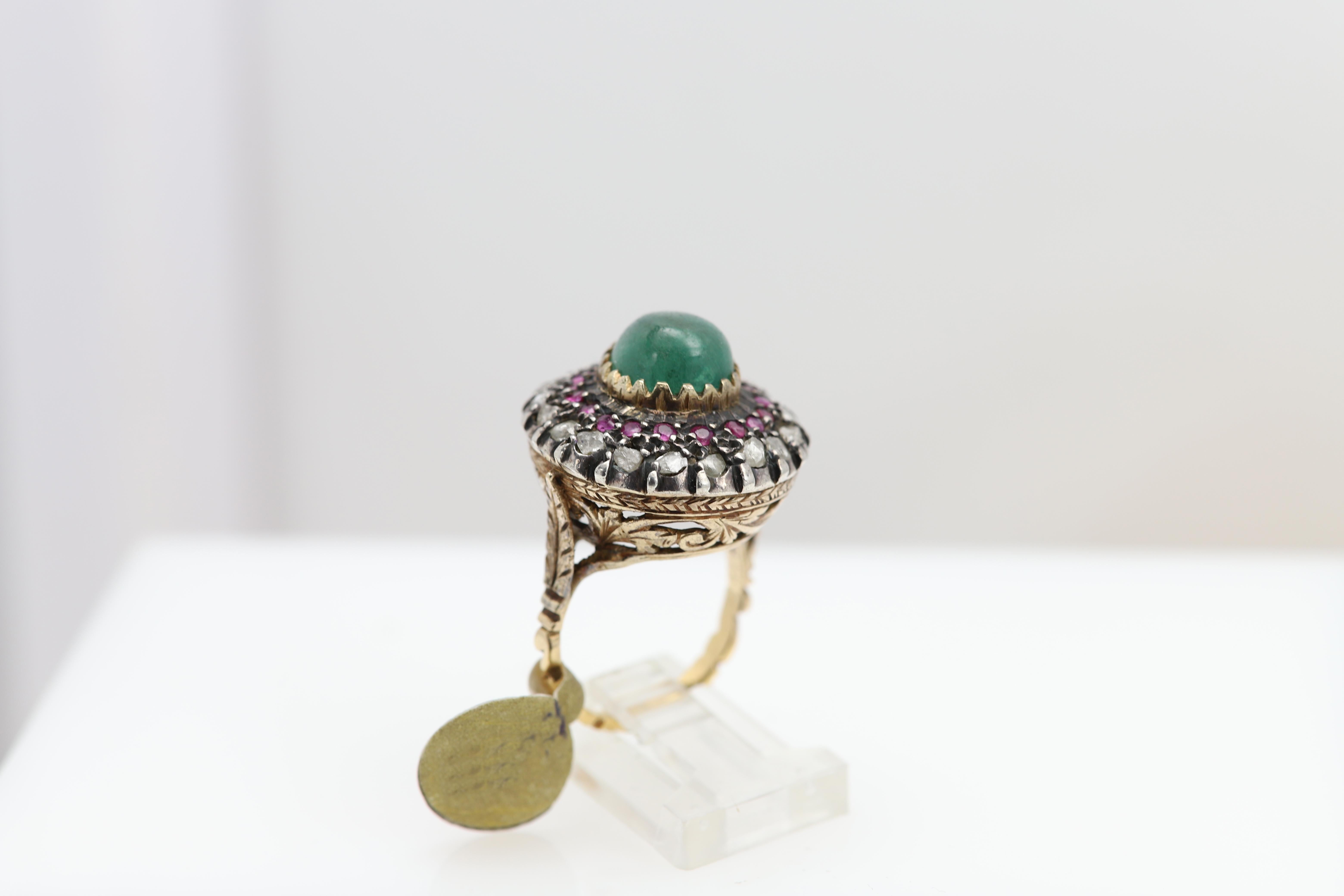 Vintage Smaragd-Rubin-Diamant-Ring Cabochon-Smaragd 18 Karat und Sterlingsilber im Angebot 3