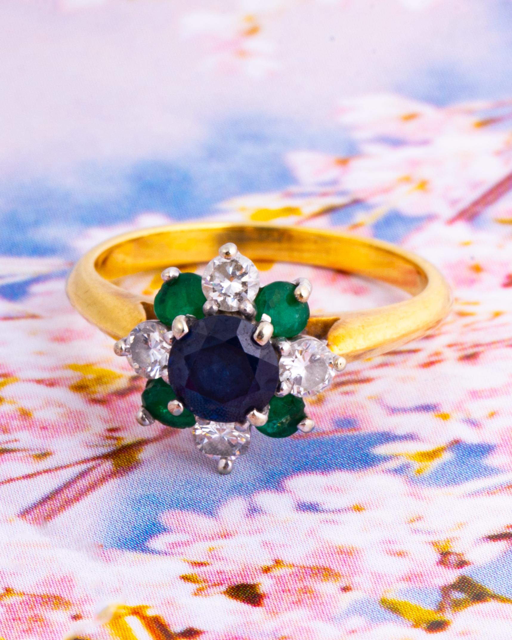 Vintage Emerald, Sapphire and Diamond 18 Carat Gold Cluster Ring In Good Condition In Chipping Campden, GB