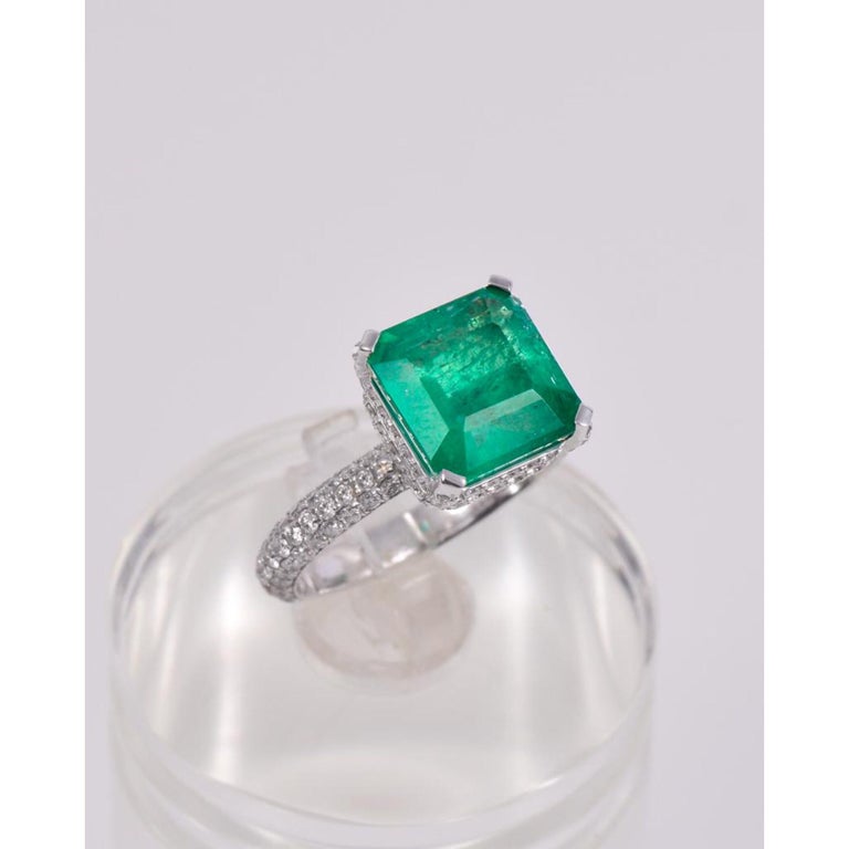 Customizable Vintage Emerald Statement Ring, Natural Emerald Engagement
