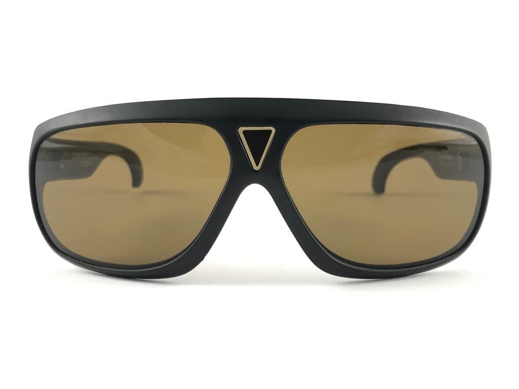 Vintage Emerson Fittipaldi Black Rectangular 70'S Collector France Sunglasses 2
