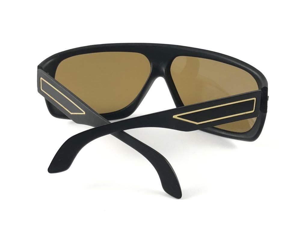 Vintage Emerson Fittipaldi Black Rectangular 70'S Collector France Sunglasses 3