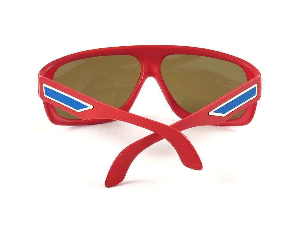 Vintage Emerson Fittipaldi Red Rectangular 70'S Collector France Sunglasses For Sale 4