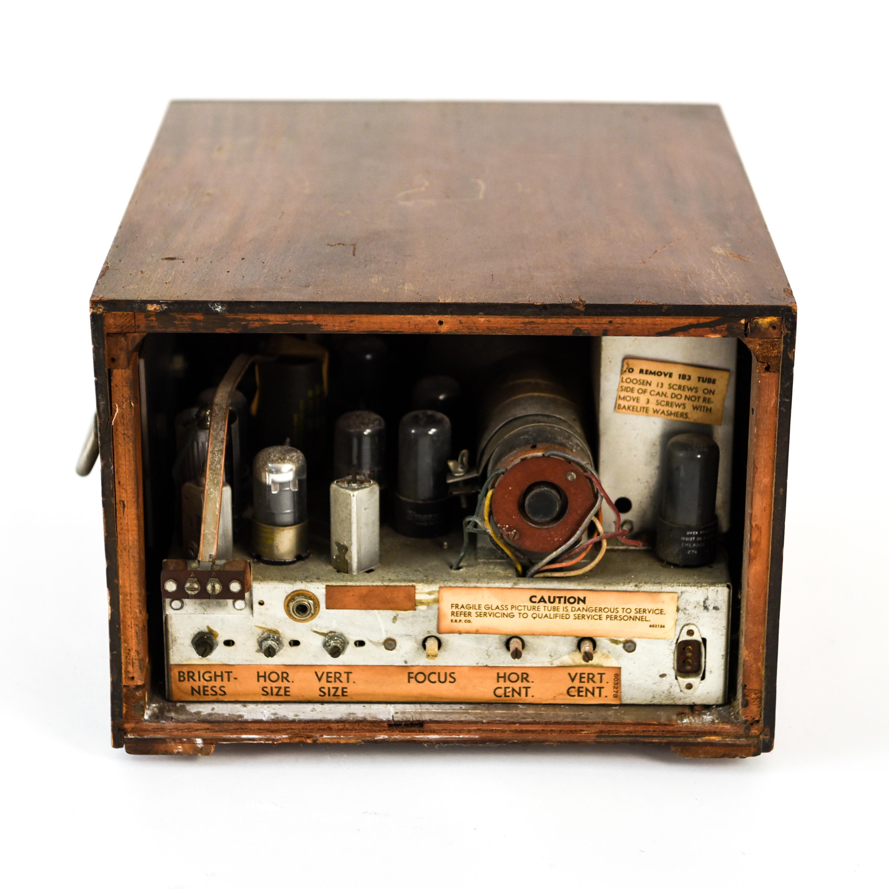 TV Emerson vintage 3