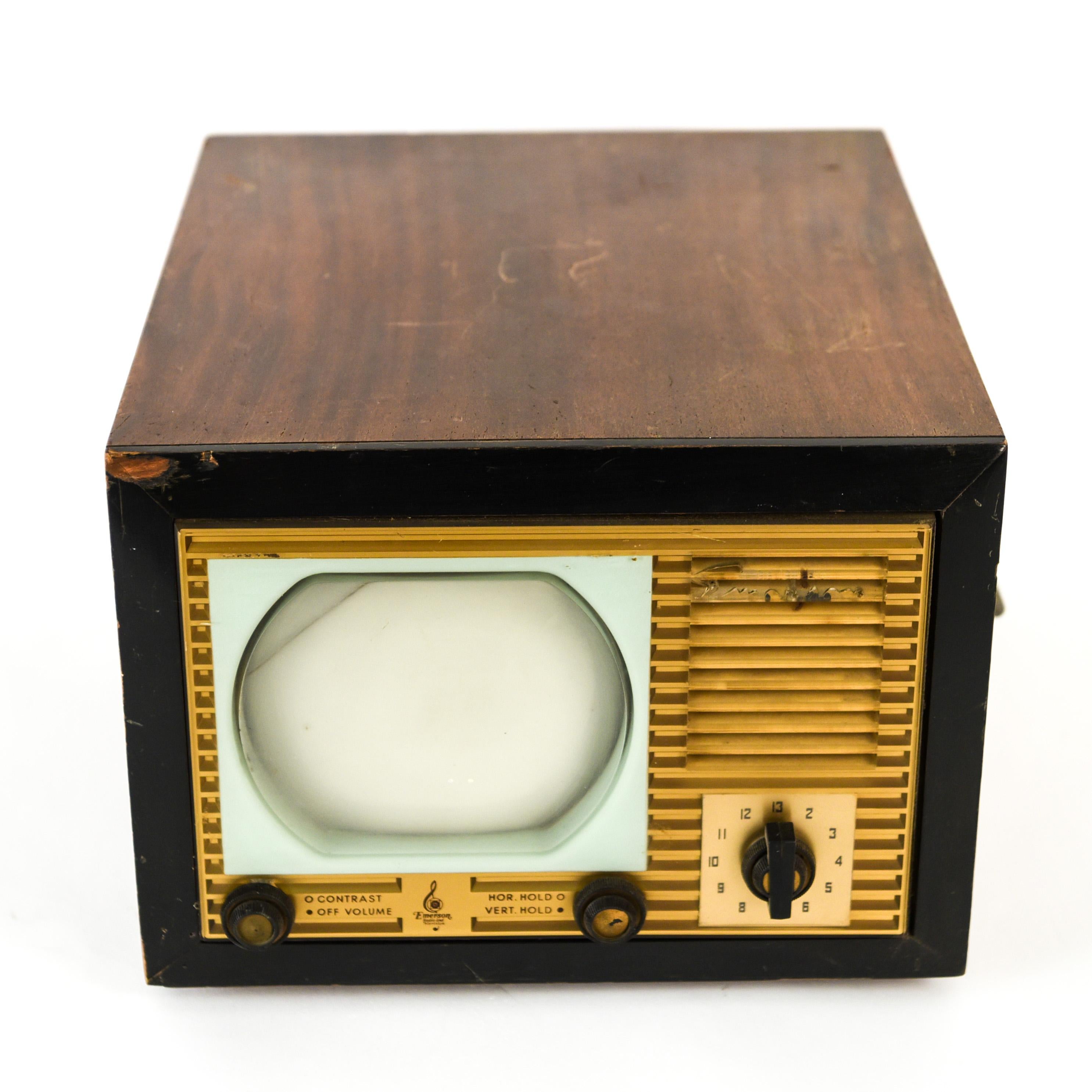 Vintage Emerson TV For Sale at 1stDibs old emerson tv, old wooden tv