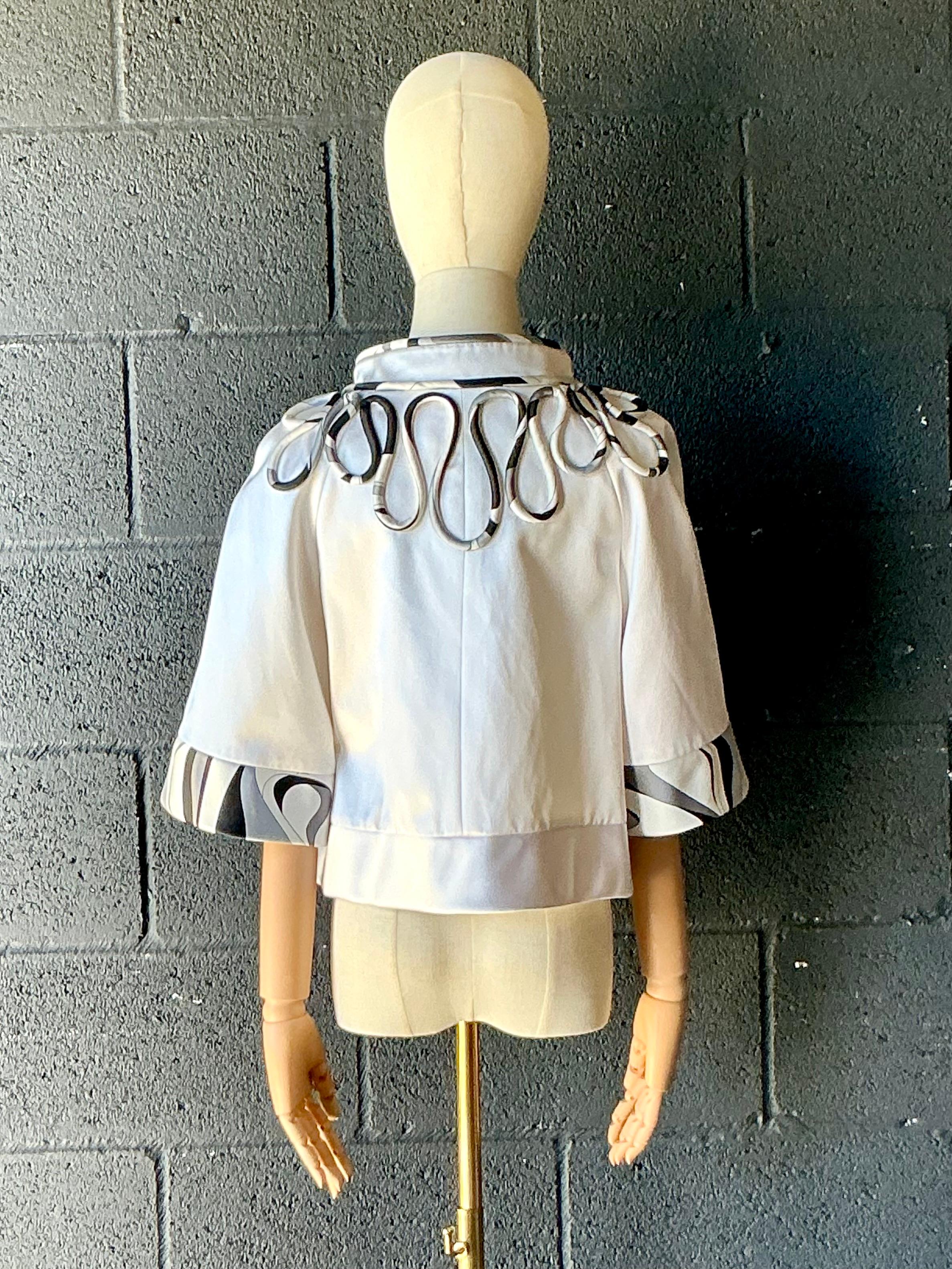 Camicetta con cappuccio monocromatica vintage di Emilio Pucci in vendita 4