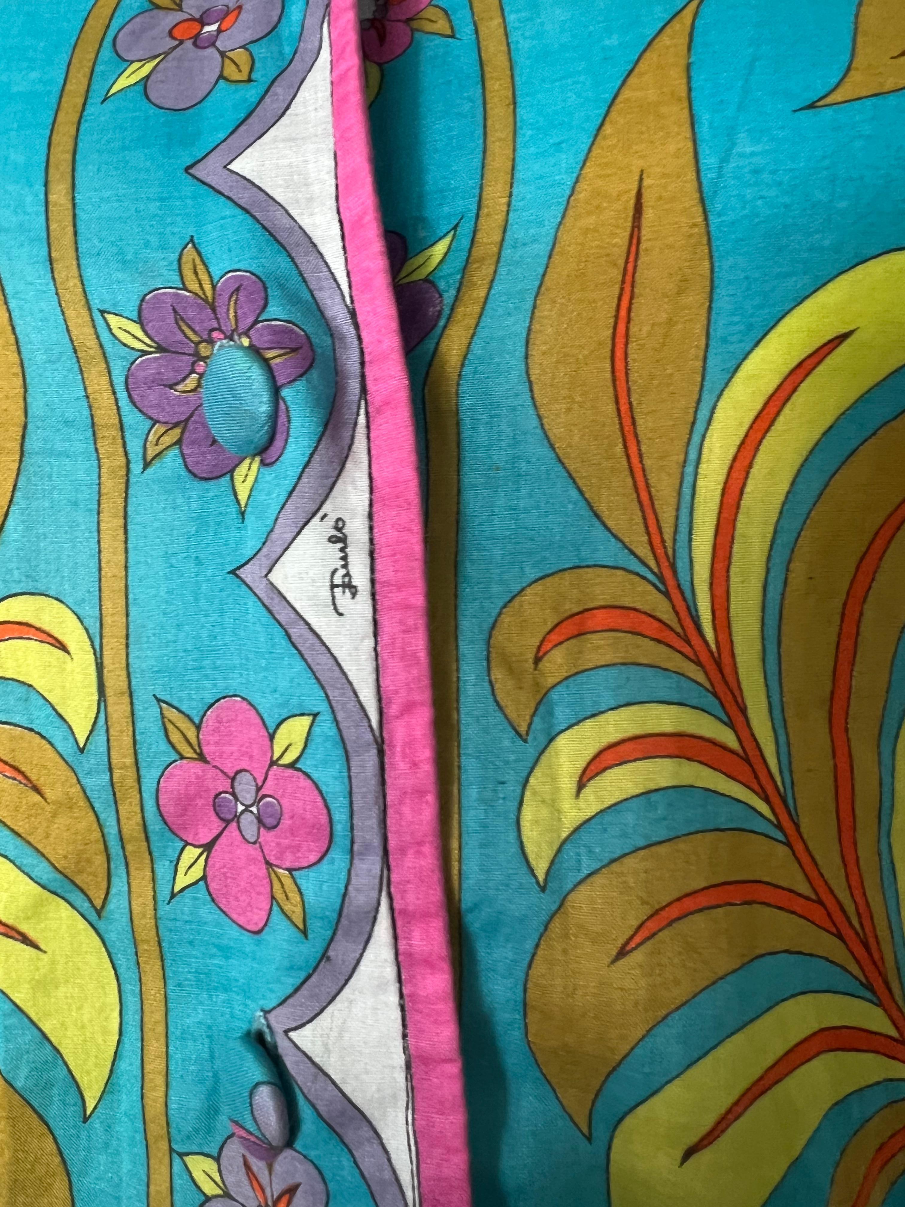 Mehrfarbige Vintage Emilio Pucci Hemdbluse mit Knopfleiste, Größe 8 (Braun) im Angebot