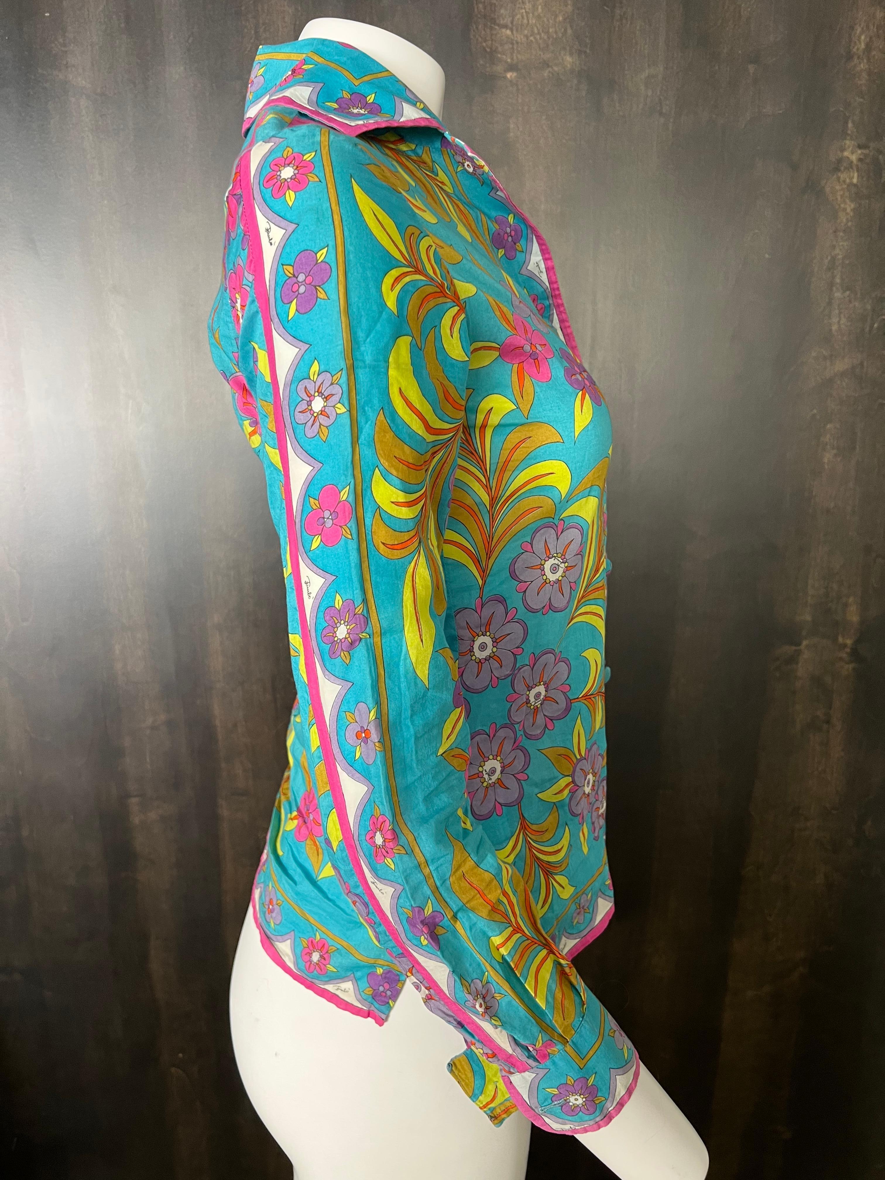 Mehrfarbige Vintage Emilio Pucci Hemdbluse mit Knopfleiste, Größe 8 im Zustand „Hervorragend“ im Angebot in Beverly Hills, CA