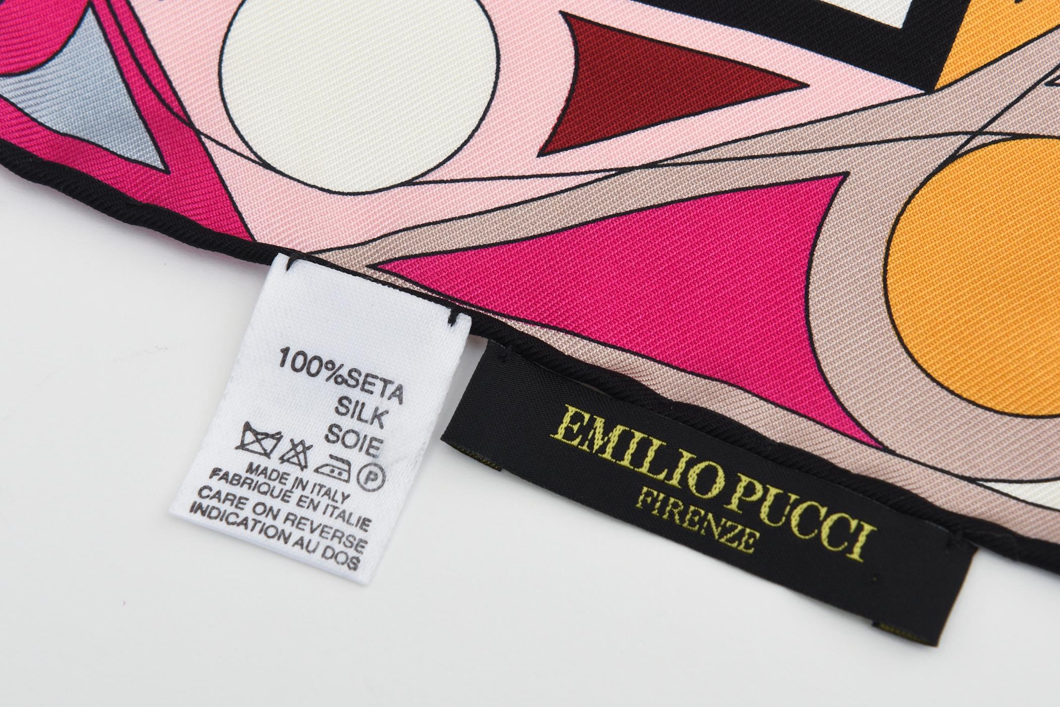 Vintage Emilio Pucci Seide Abstrakte Grafik Schal Rosa, Grau, Schwarz, Weiß im Angebot 10