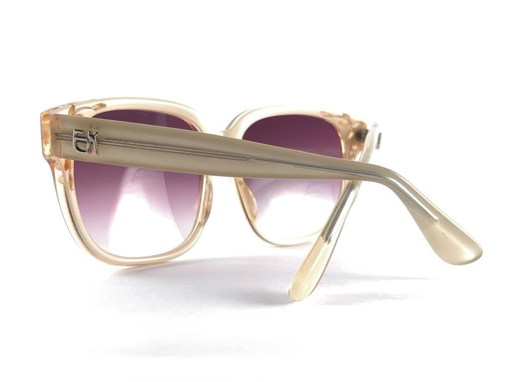Women's or Men's Vintage Emmanuelle Khanh 8080 182 Translucent Beige France Sunglasses For Sale