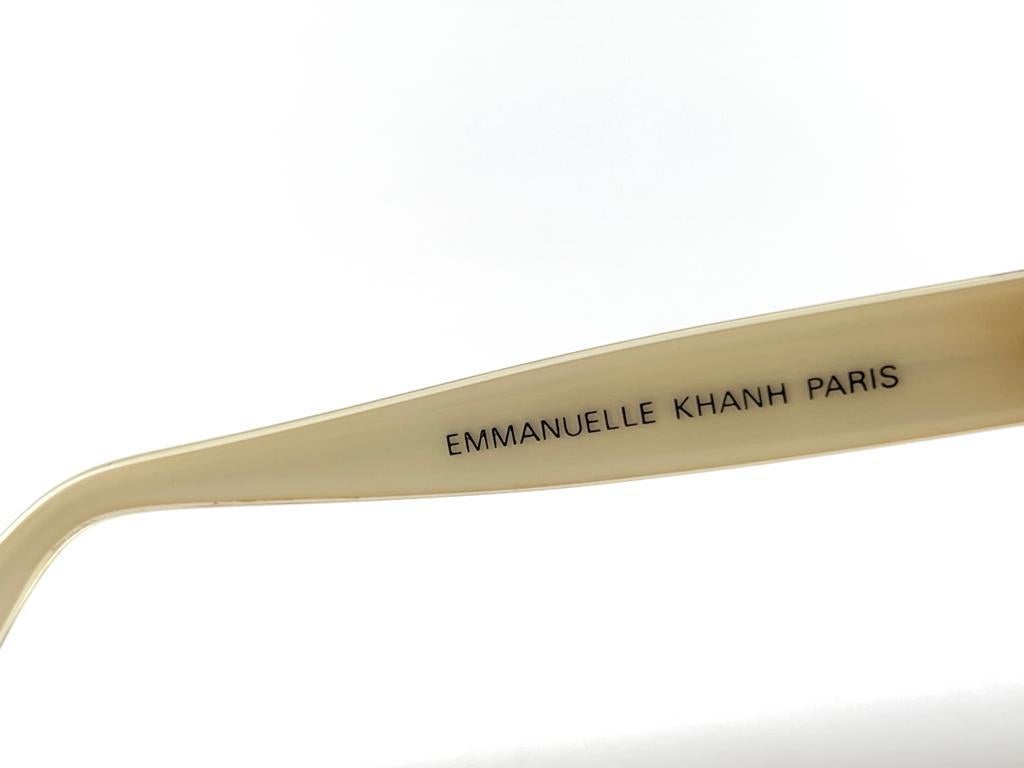 Emmanuelle Khanh - Lunettes de soleil vintage beige translucide, France, 8080 183 Neuf - En vente à Baleares, Baleares