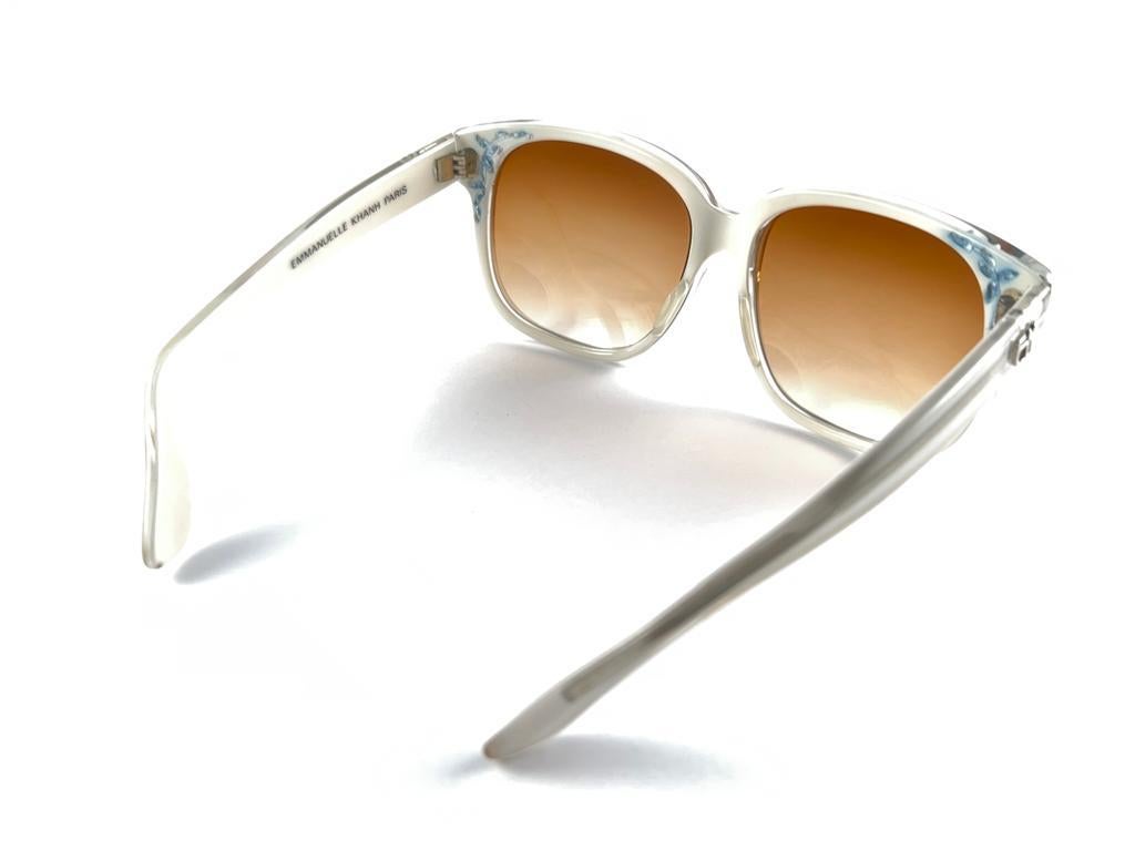 Emmanuelle Khanh Vintage 8080 343, Vintage  Blumen-Akzente Frankreich 1970er Jahre Sonnenbrille im Angebot 5