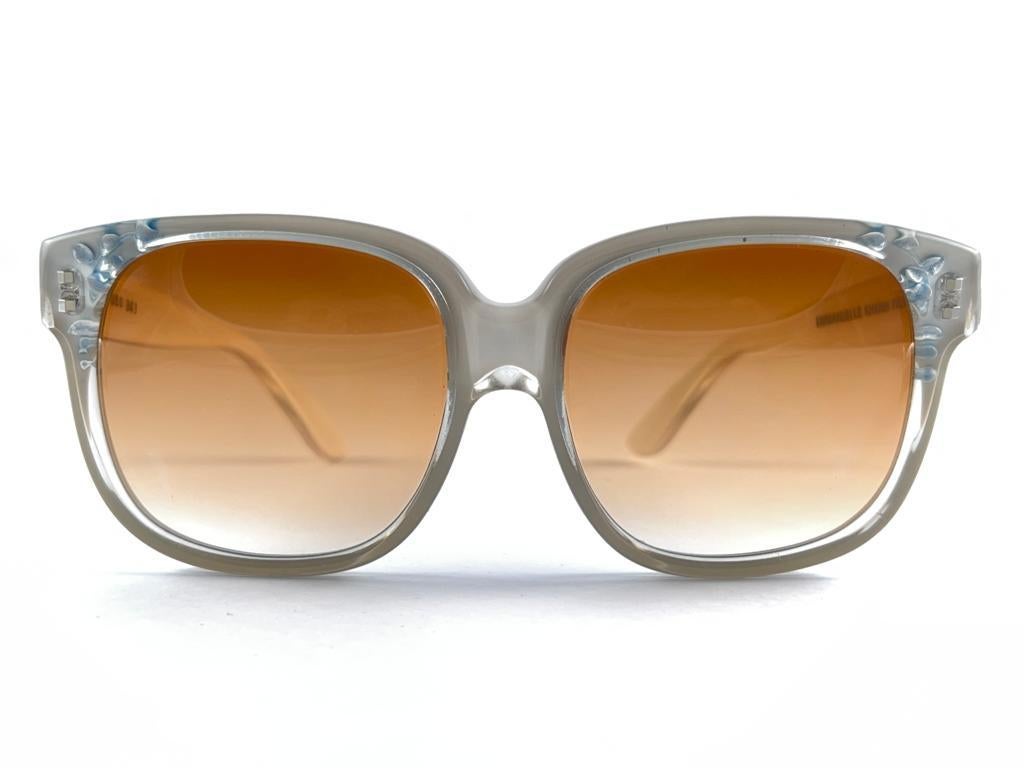 Classy And Eye Catching Vintage Emmanuelle Khanh Paris.

Strong And Stunning Frame. A Must Have Piece! 

This Pair Is A Class Statement, A Must Have For A Collector! A Great Opportunity To Achieve A Unique And Yet Timeless Look.


Please Notice This