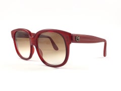 Vintage Emmanuelle Khanh 8380 69 Transluzente rote Frankreich-Sonnenbrille, Vintage